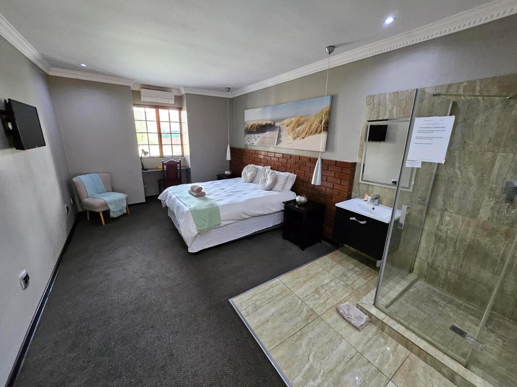 Superior Double Room photo 2