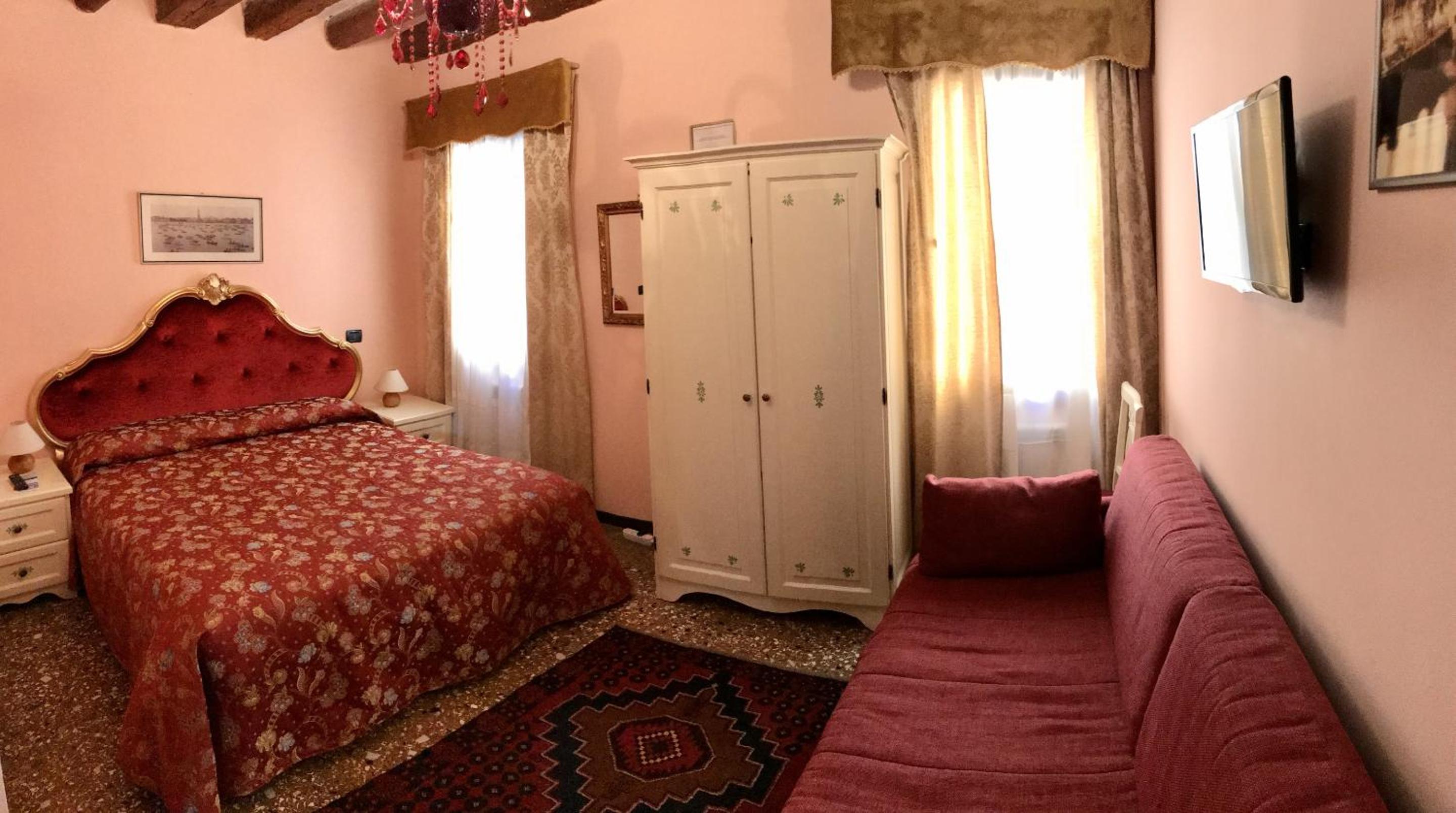 Comfort Triple Room photo 2