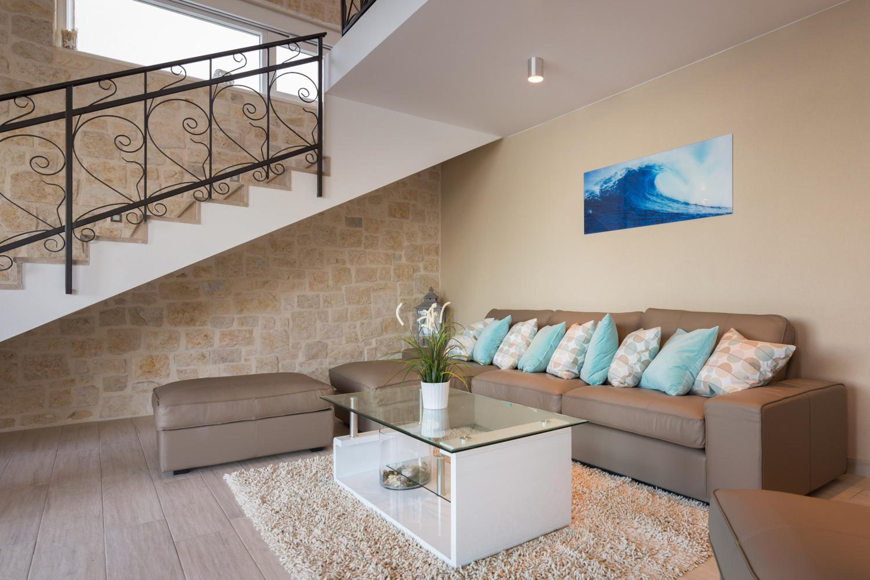 Three-Bedroom Villa photo 1