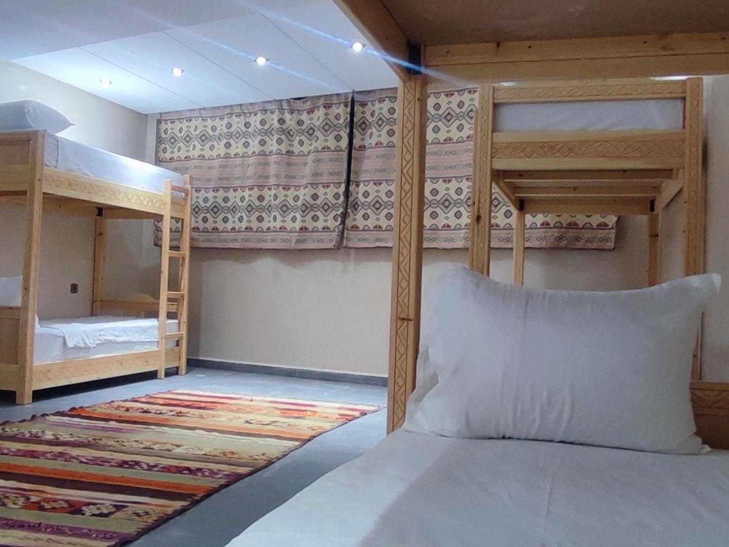 8-Bed Mixed Dormitory Room photo 1