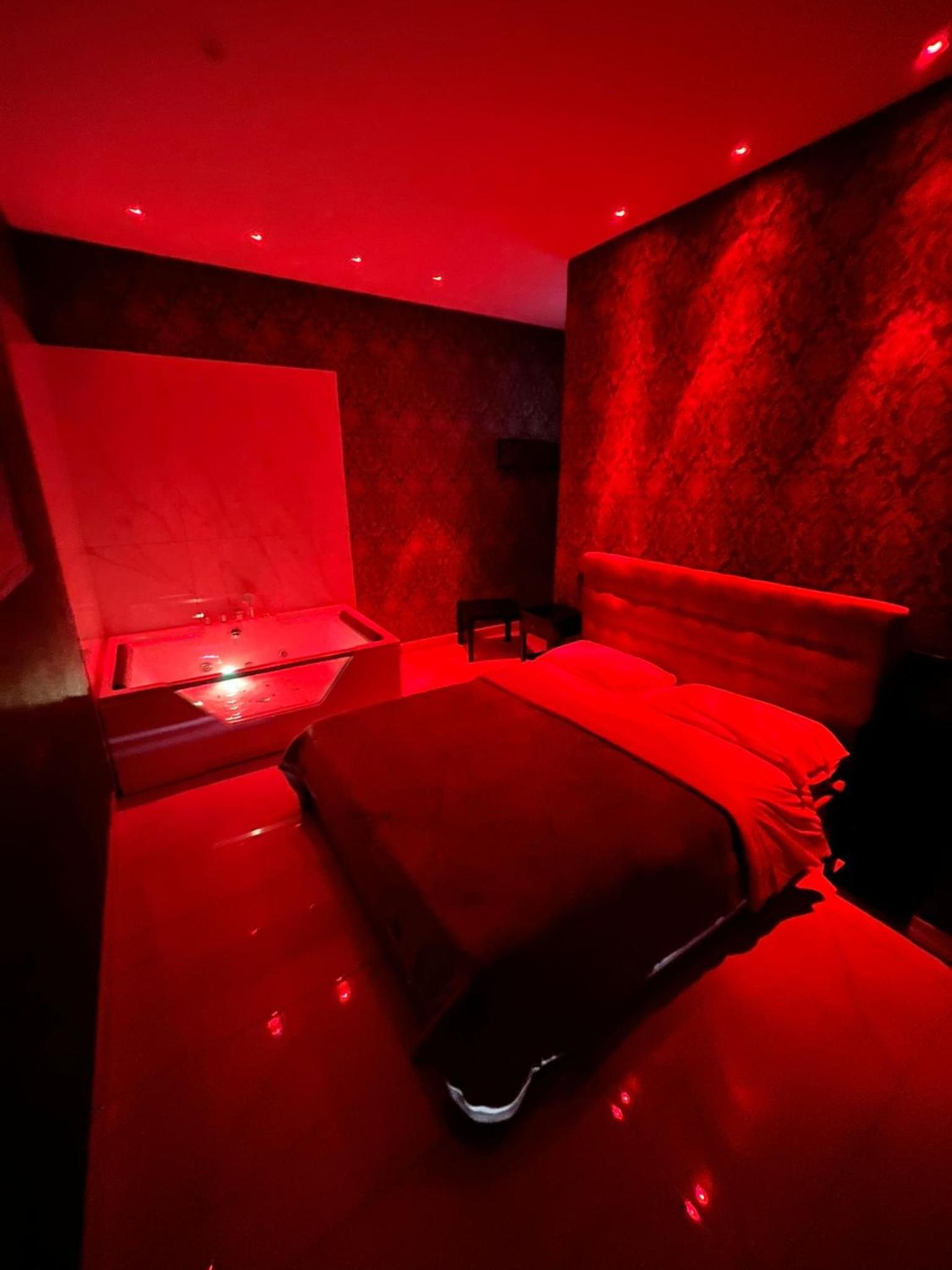 Large Double Room photo 3