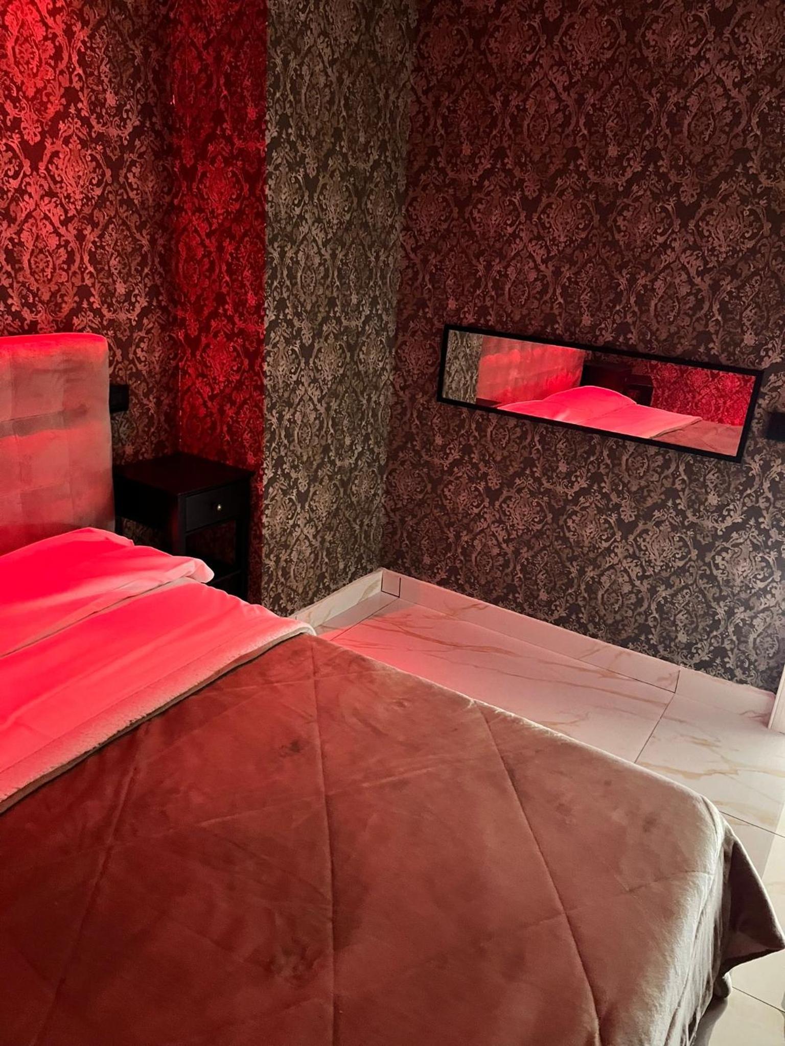 Large Double Room photo 2