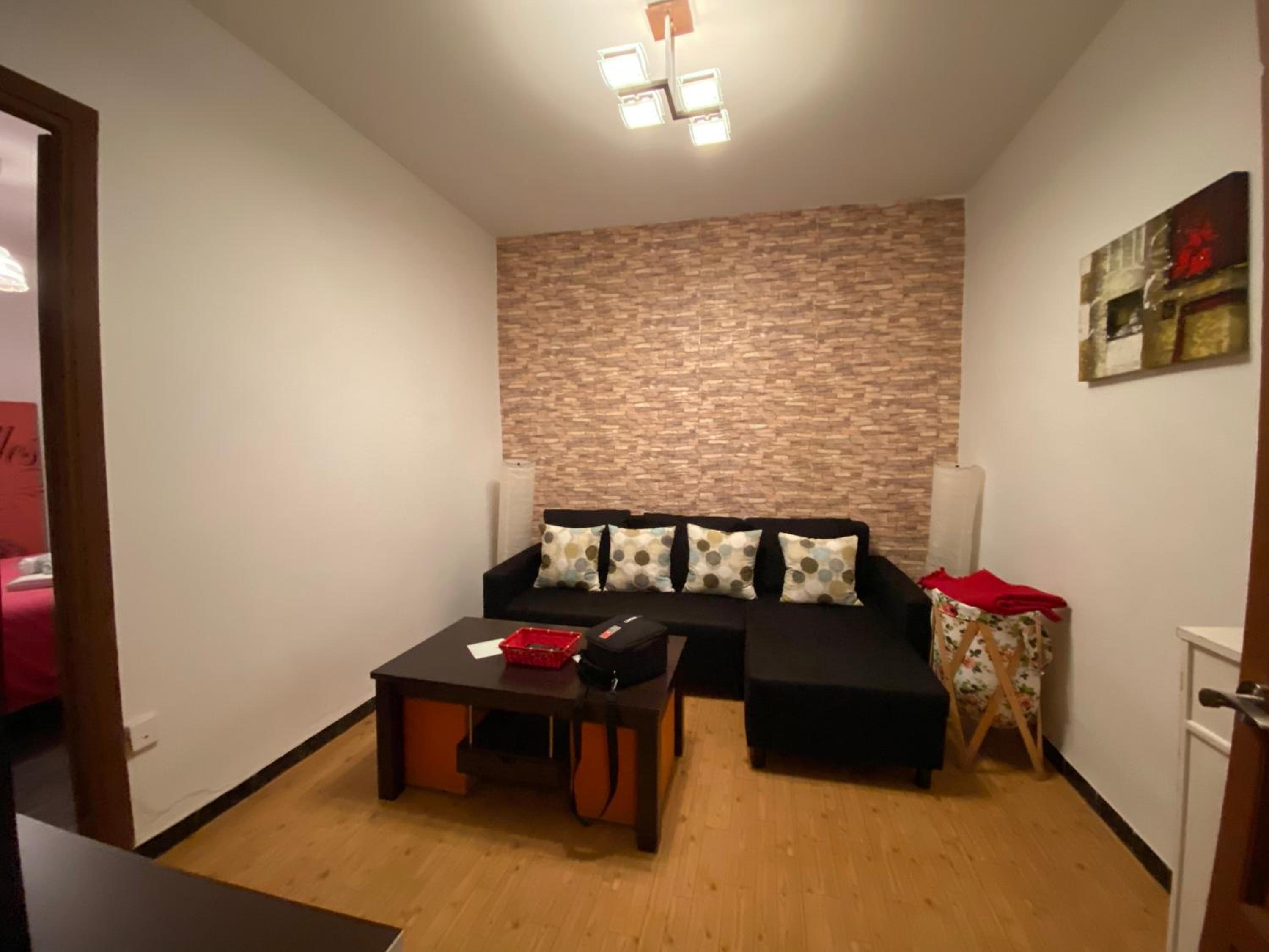 One-Bedroom Apartment - Photo 26