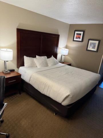 King Room with Whirlpool - Non-smoking - Photo 1
