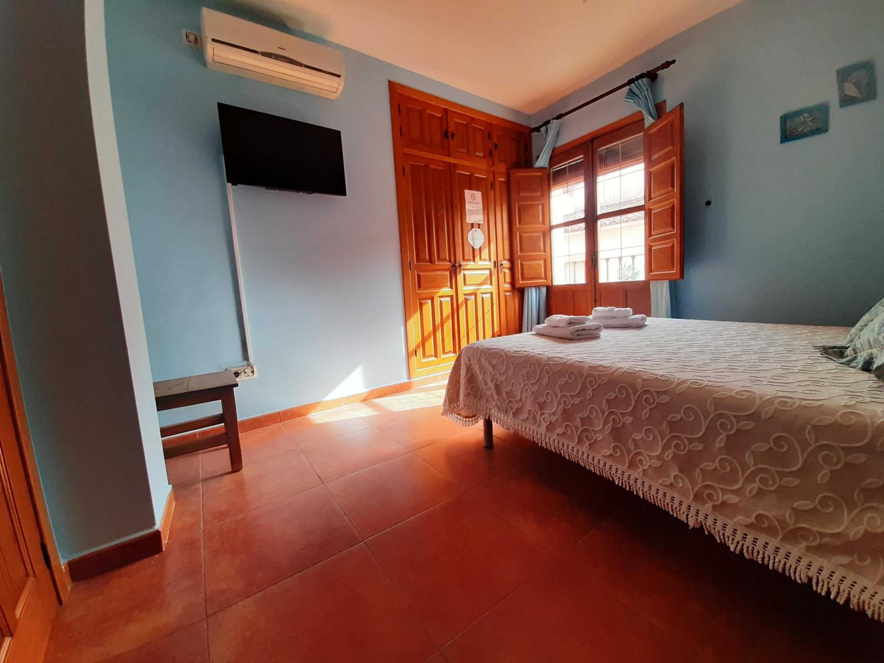 Habitación Doble con Baño Privado
