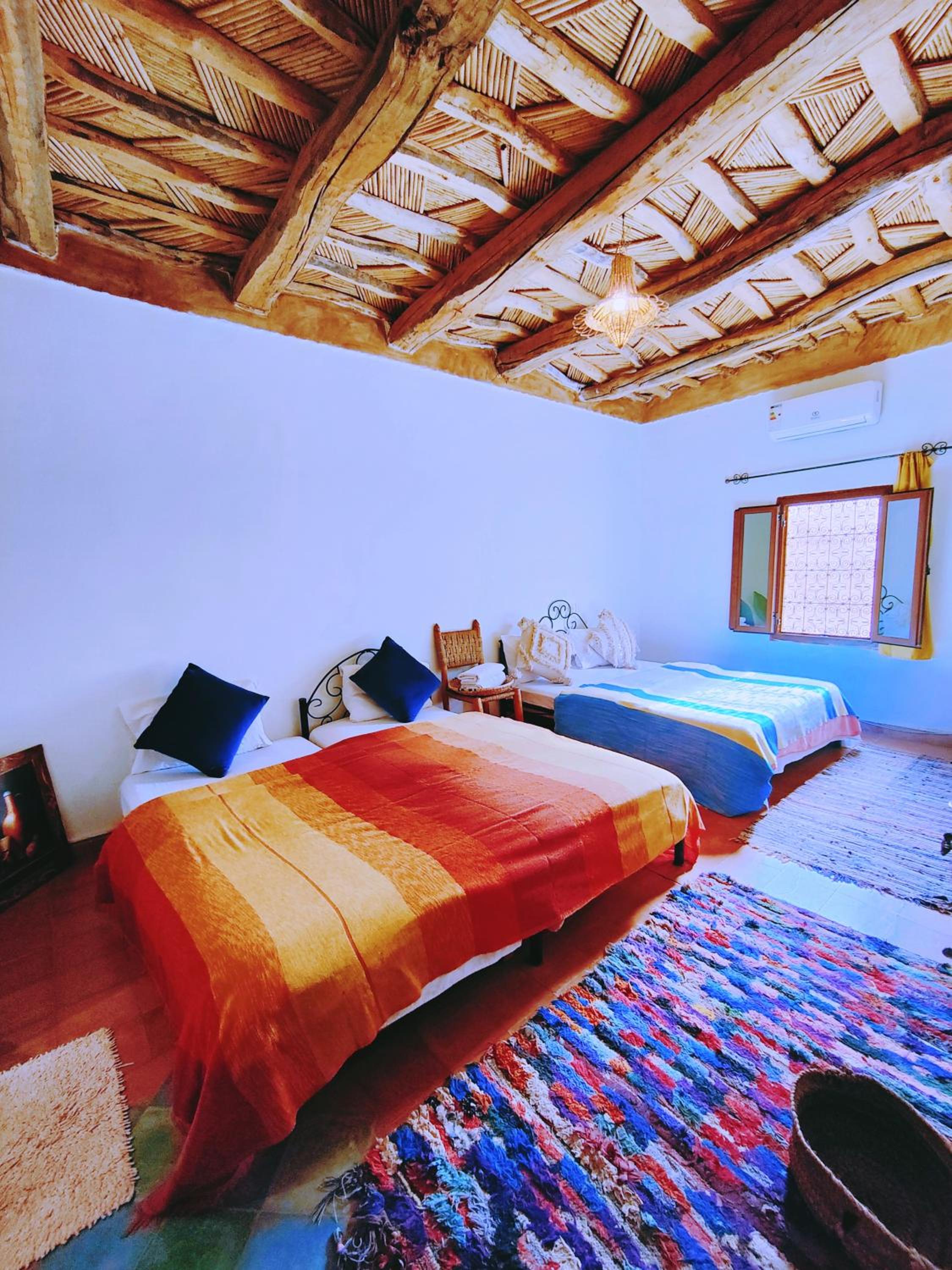 Family Room with Garden View - Photo 1