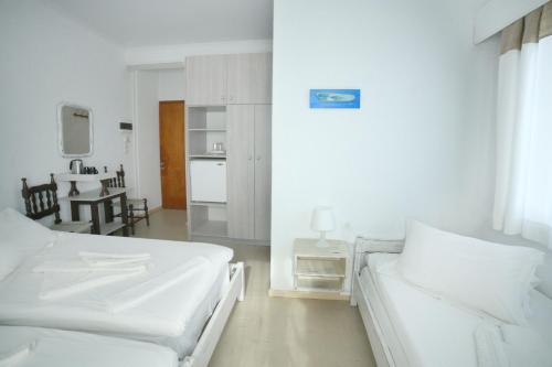 Triple Room with Sea View photo 1