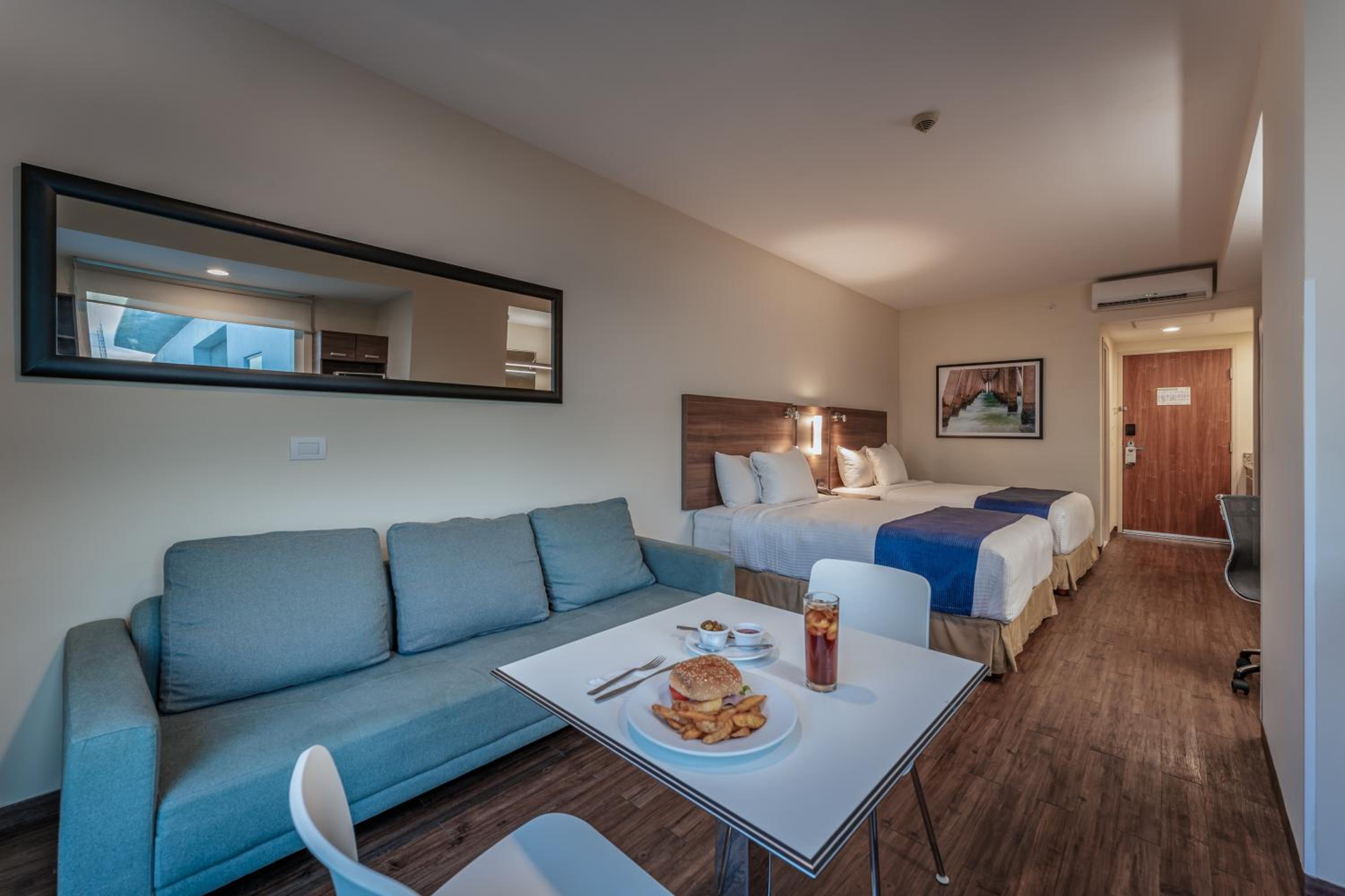 Junior Suite with Sea View photo 2