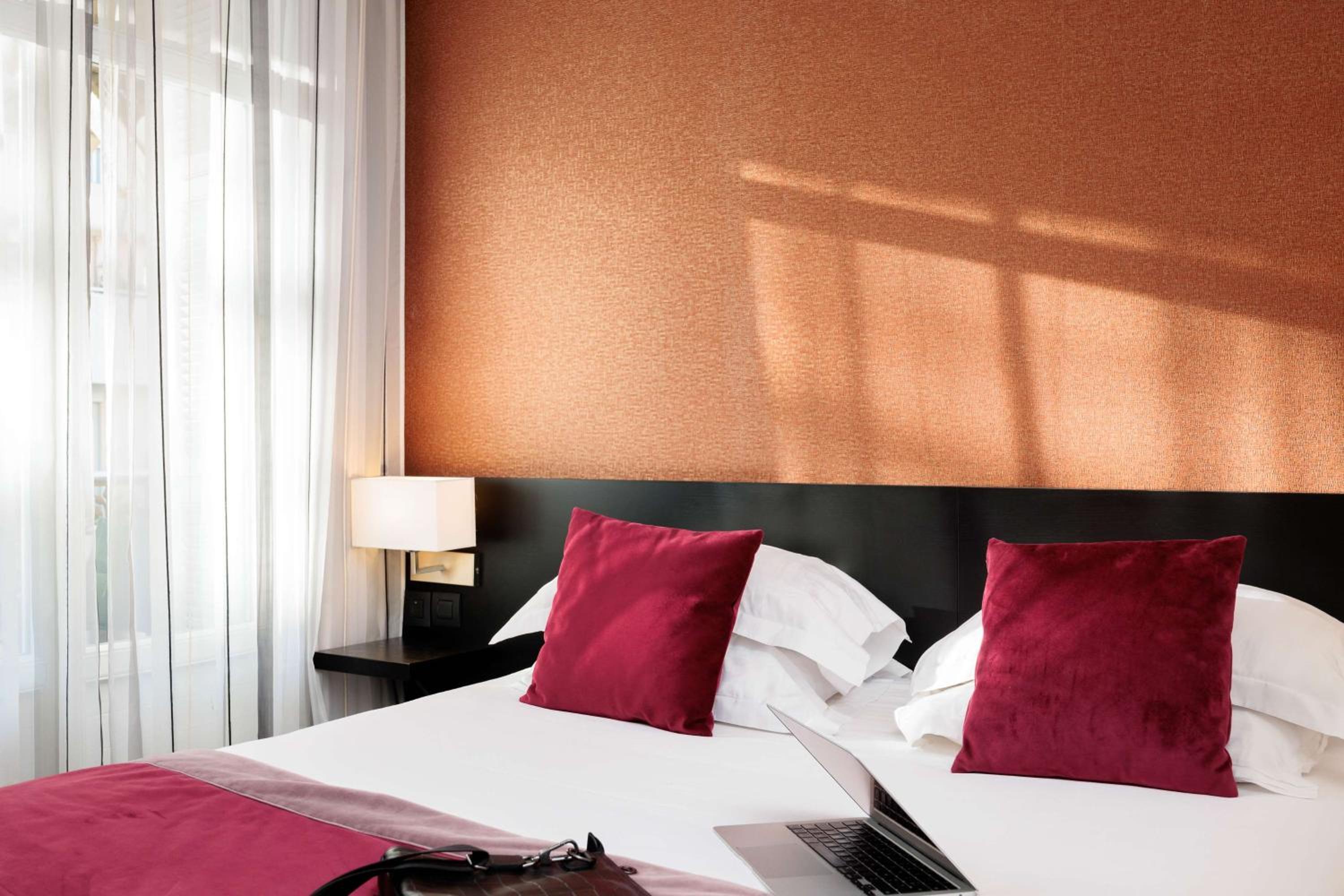 Single Room photo 3