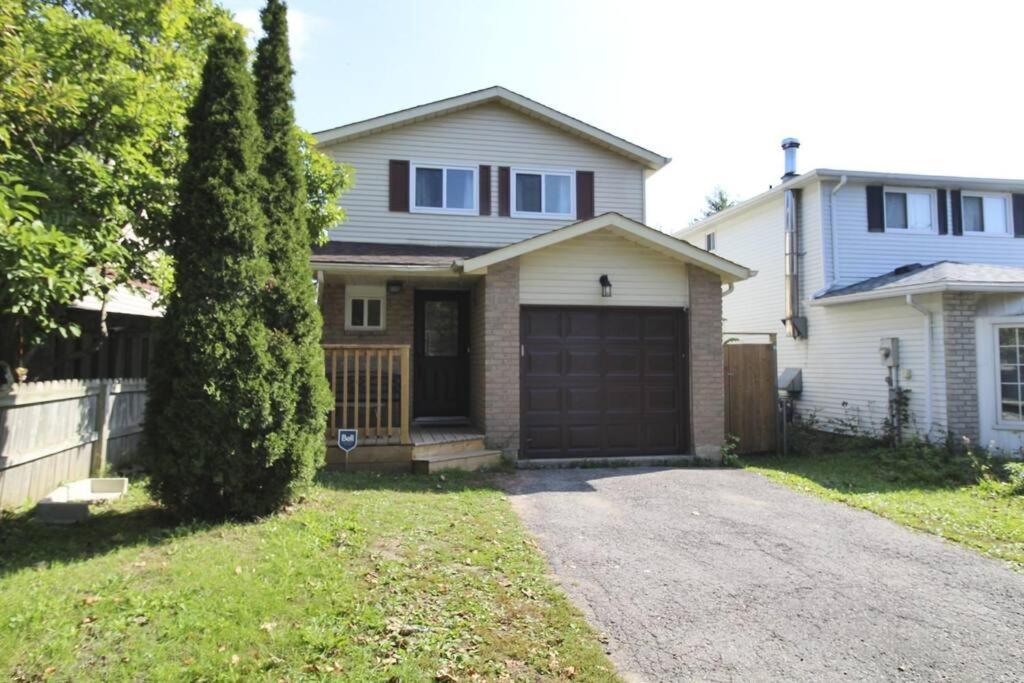 Four-Bedroom House photo 3