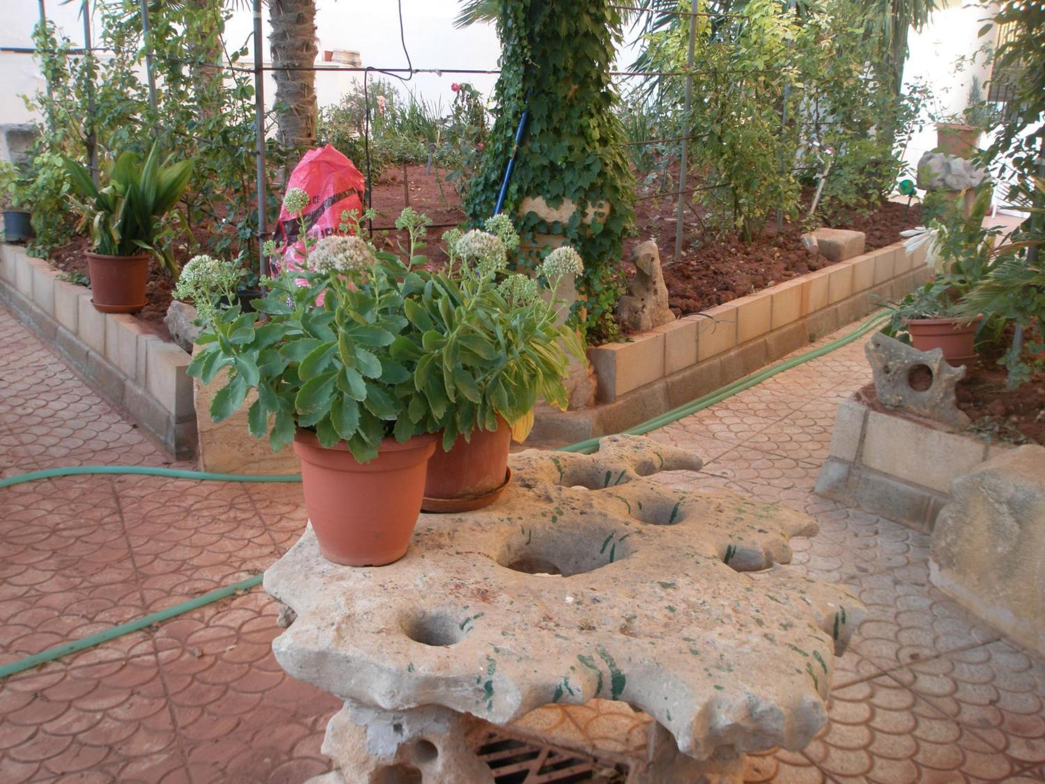 Triple Room with Garden View - Photo 2