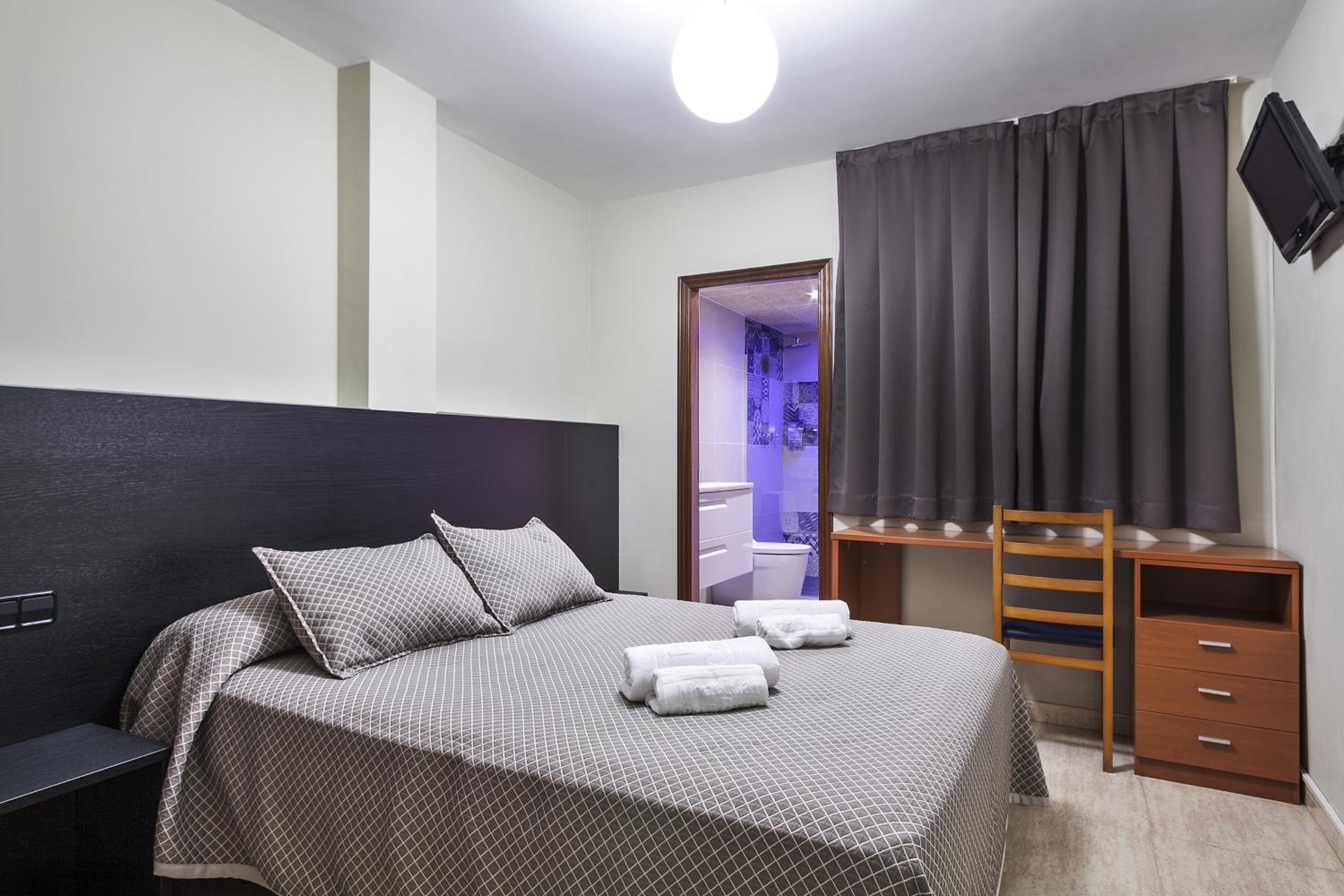 Habitación Doble Estándar o con Dos Camas Individuales.