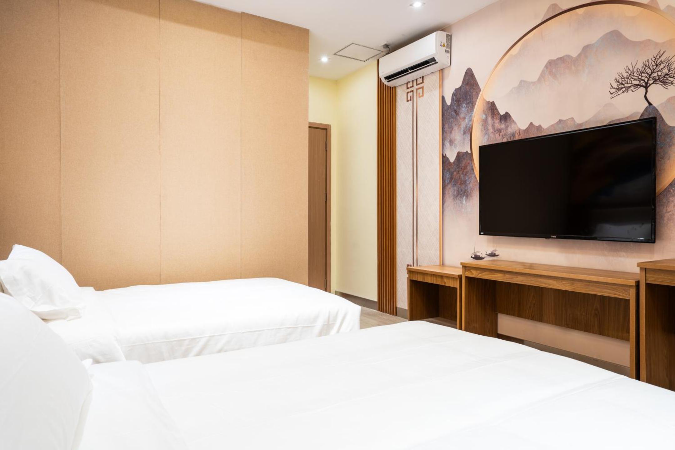 Standard Twin Room - Photo 3