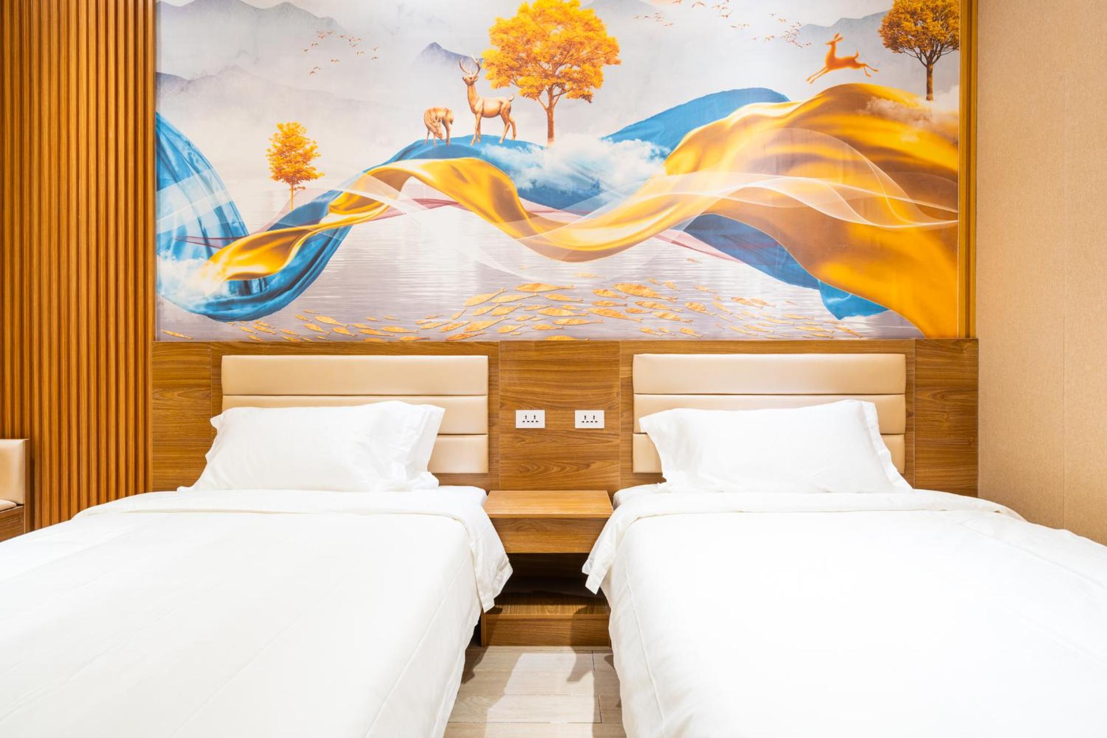 Standard Twin Room - Photo 5