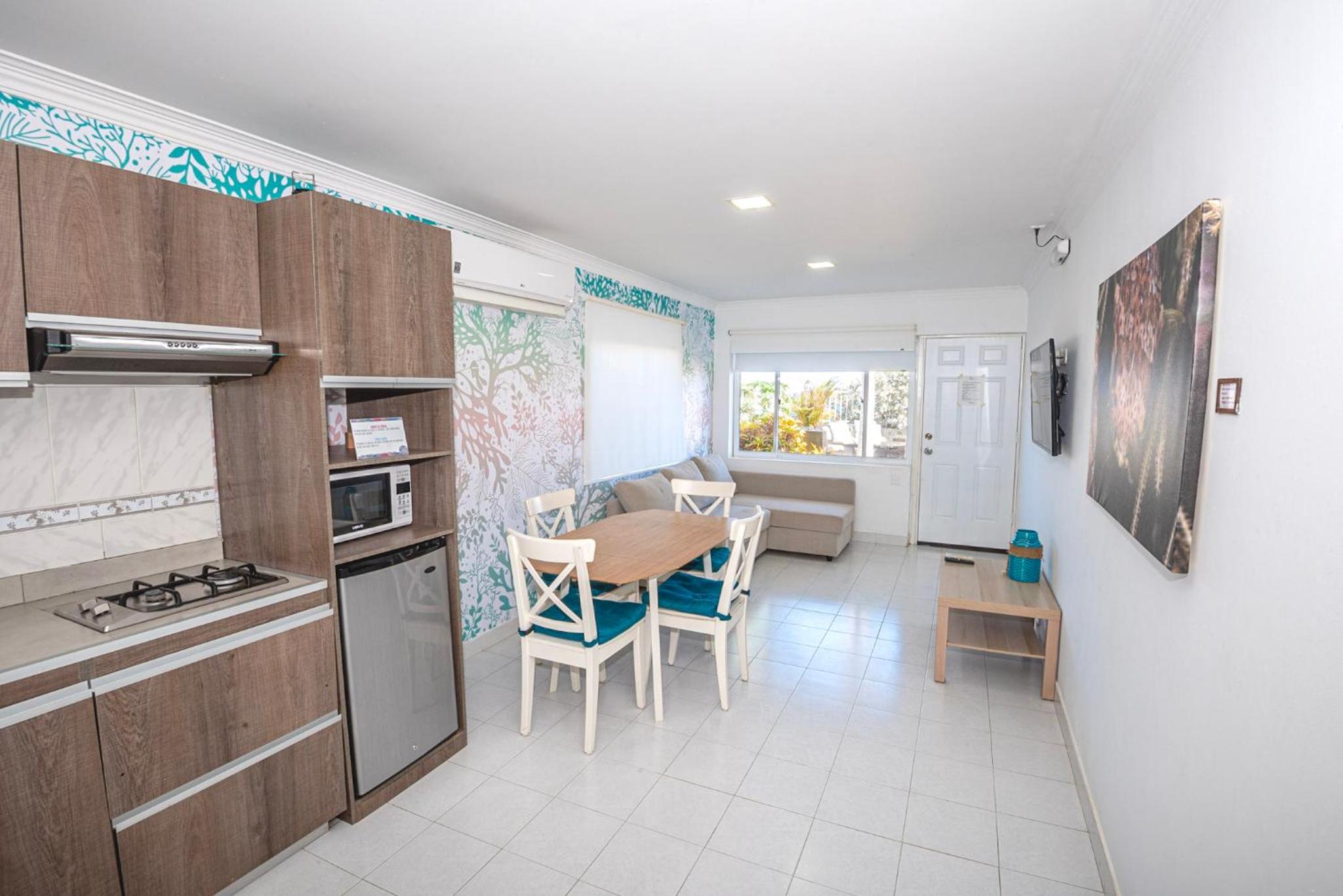 Apartment photo 2