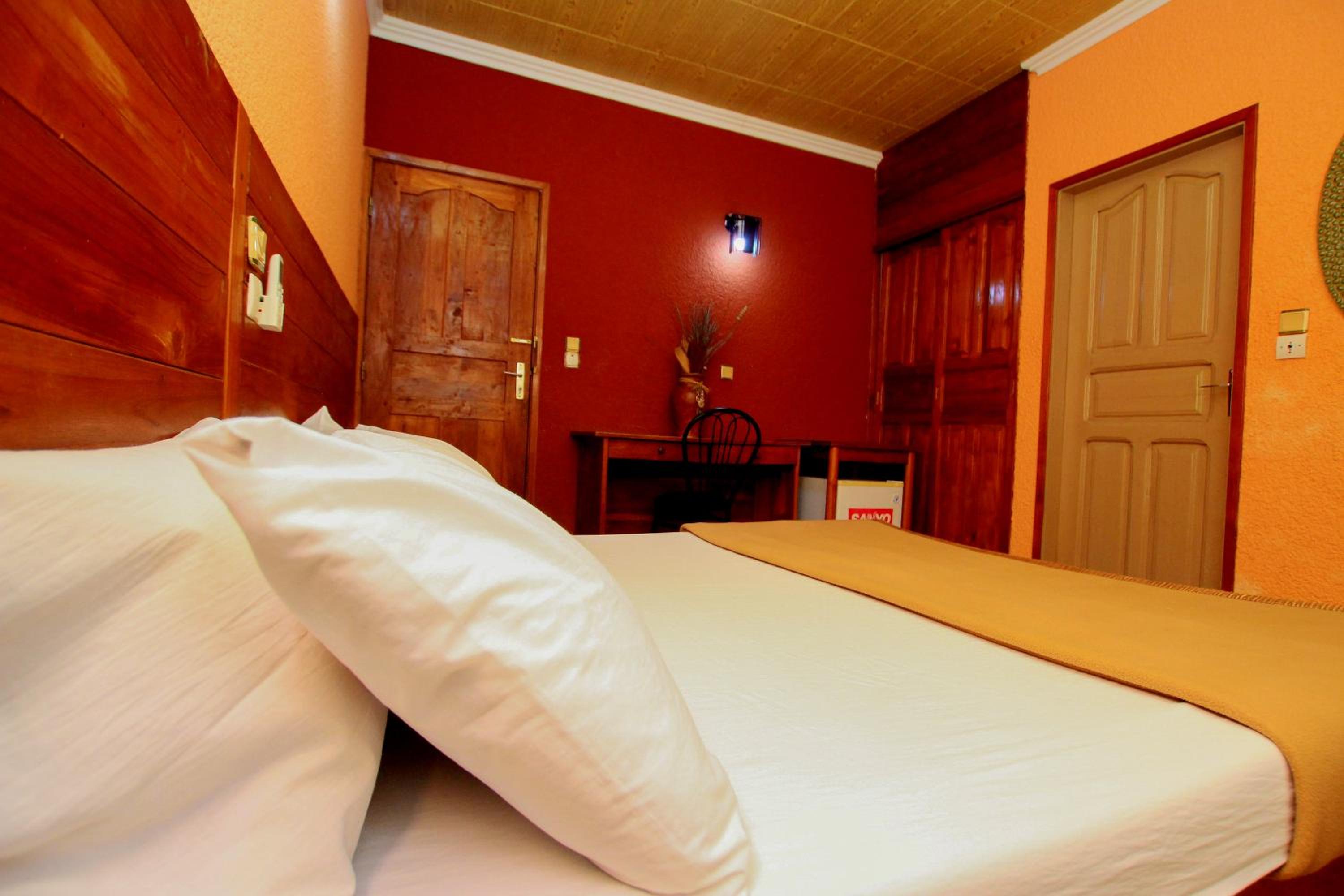 Standard Double Room - Photo 1