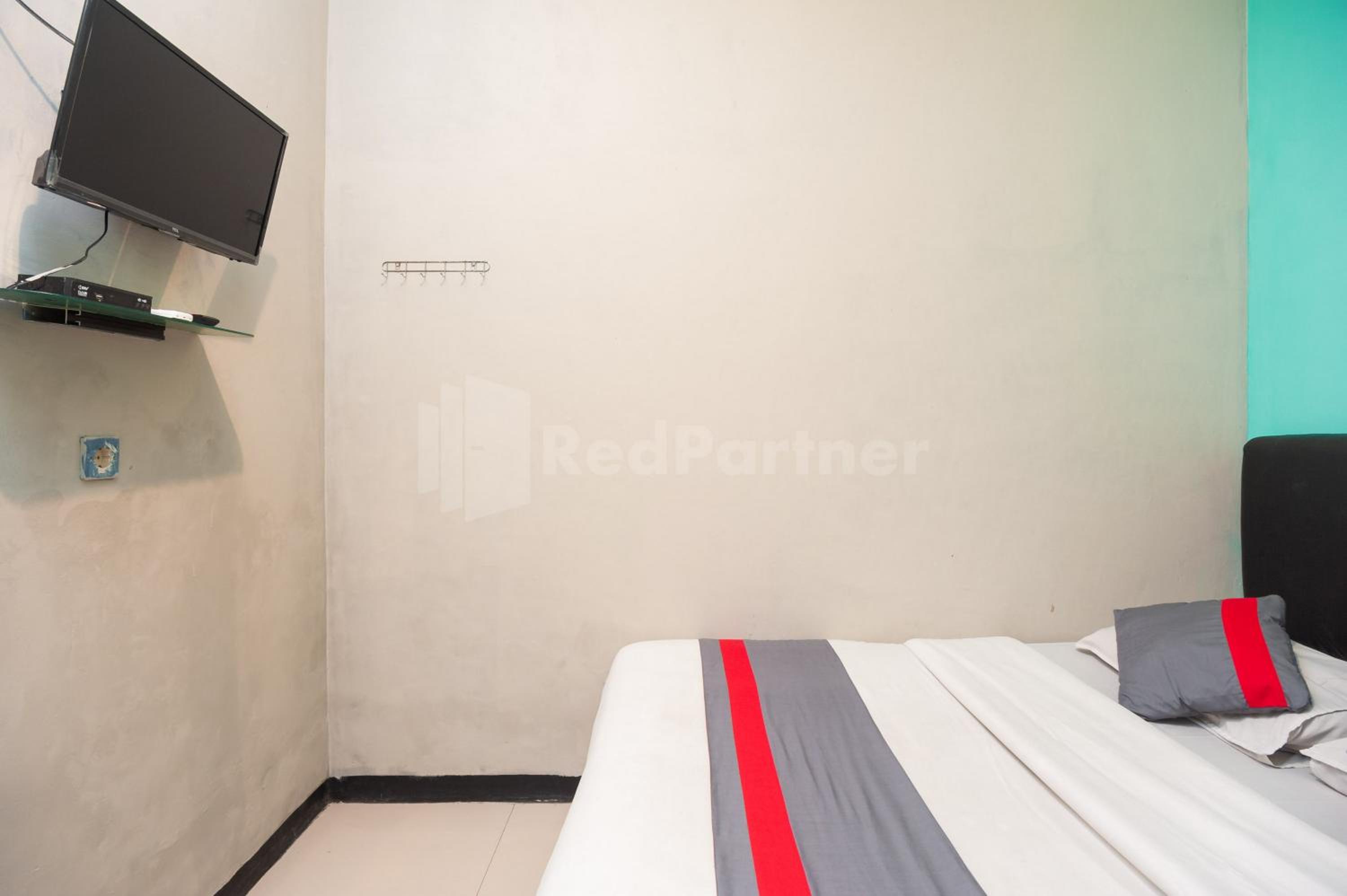 Standard Double Room - Photo 4