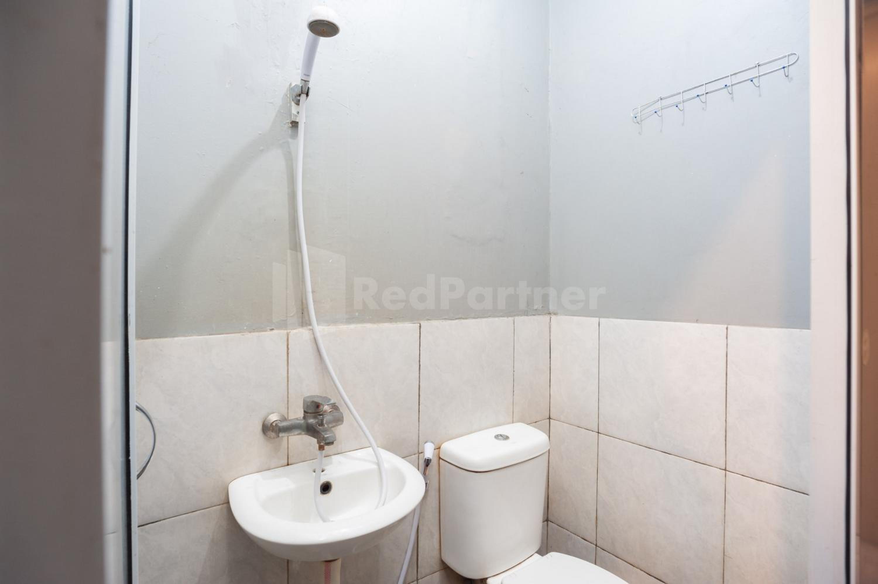 Standard Double Room - Photo 4
