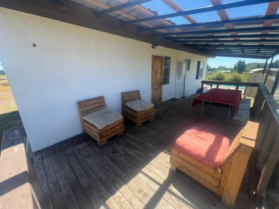 Three-Bedroom House photo 2