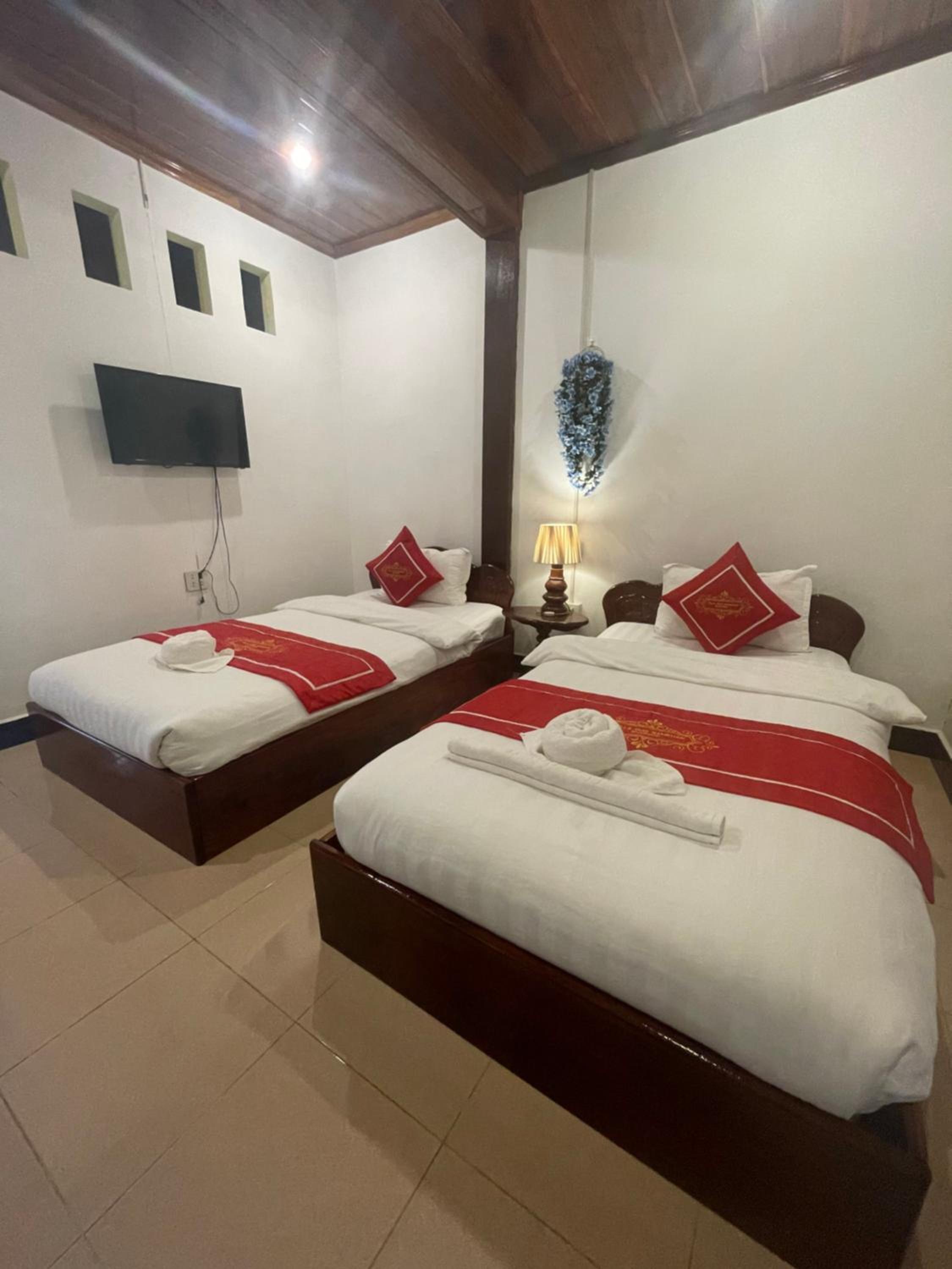 Twin Room With Bathroom photo 1