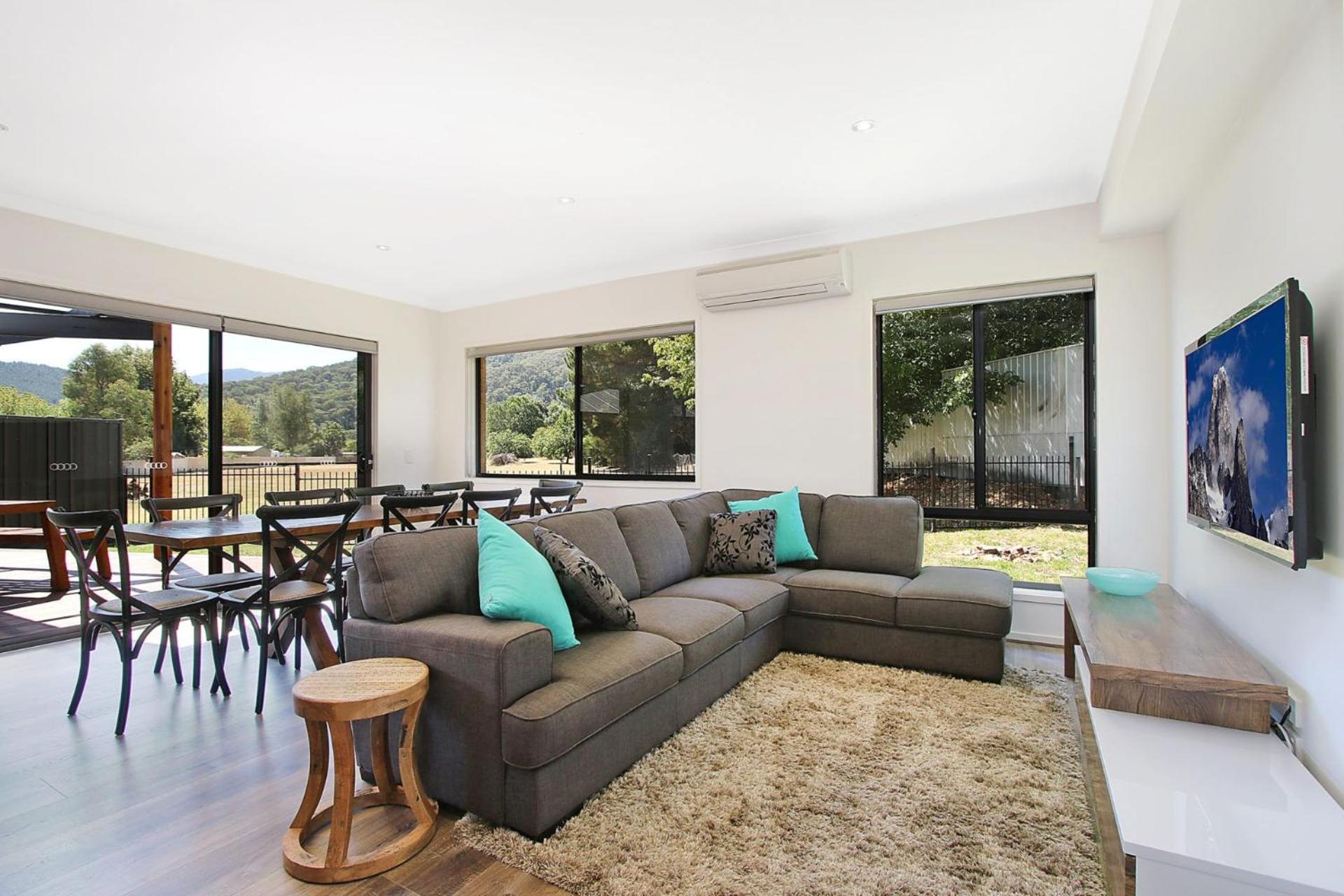 Four-Bedroom House photo 1