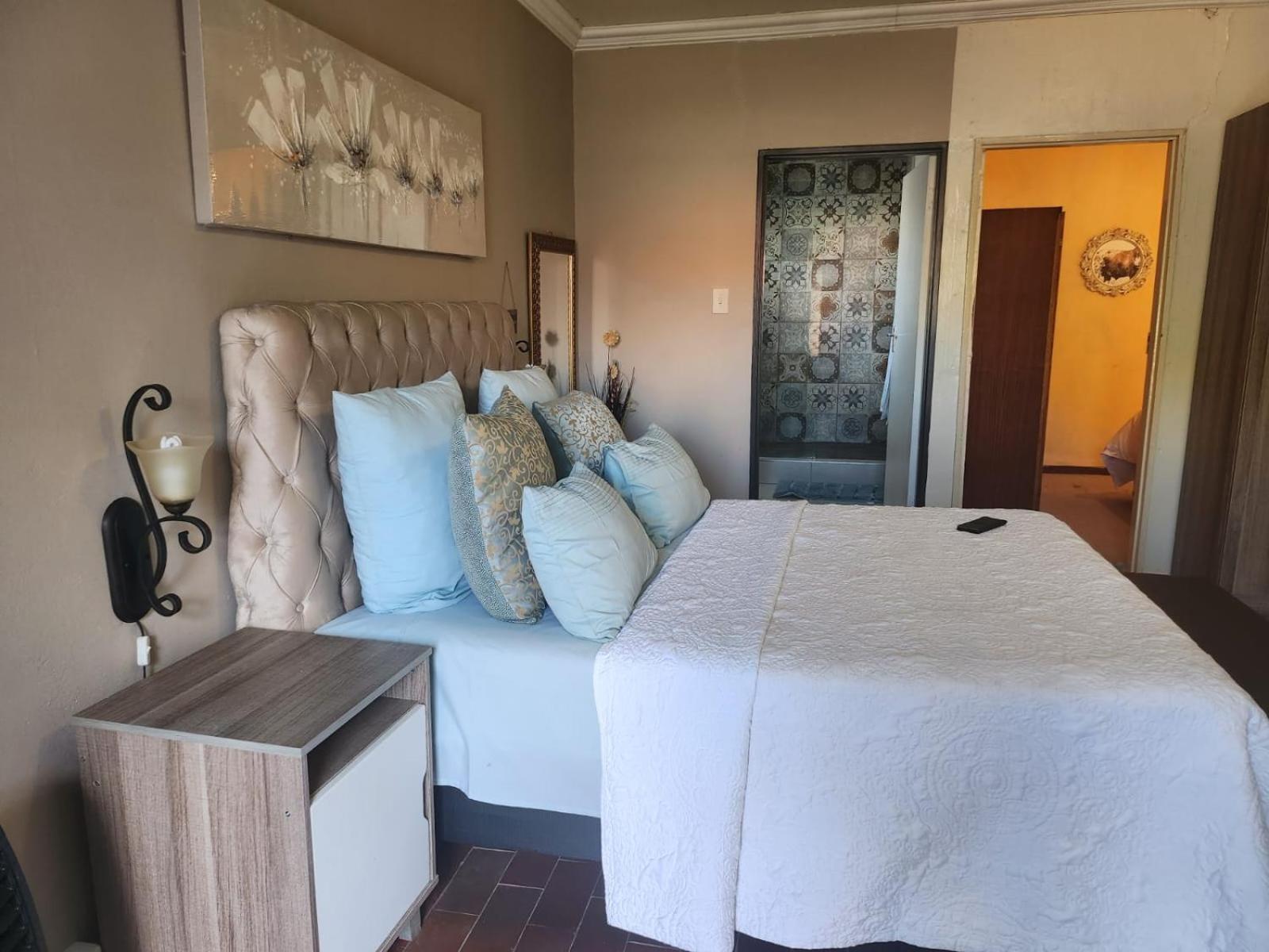 Deluxe Queen Room photo 1