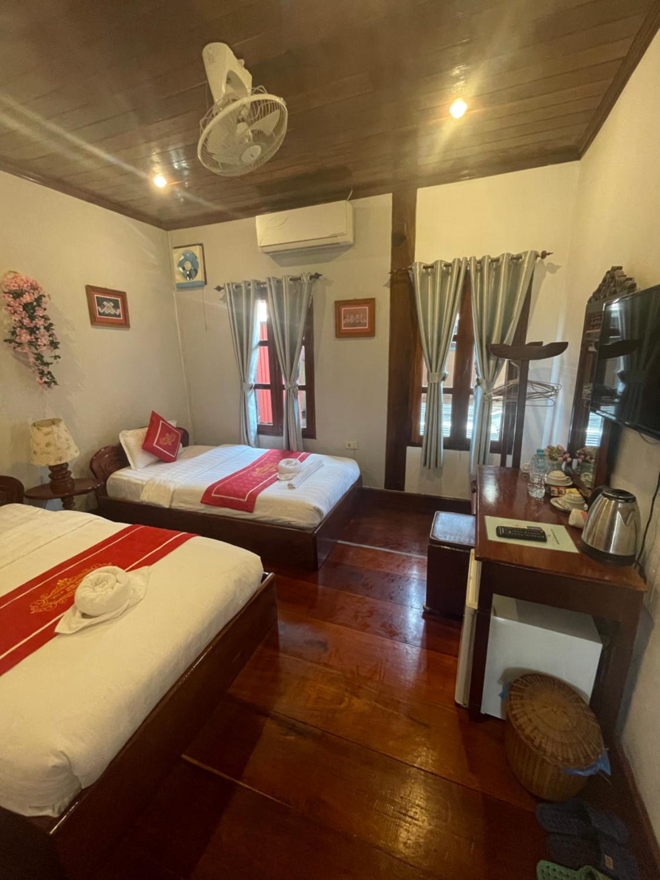 Twin Room with Balcony photo 3