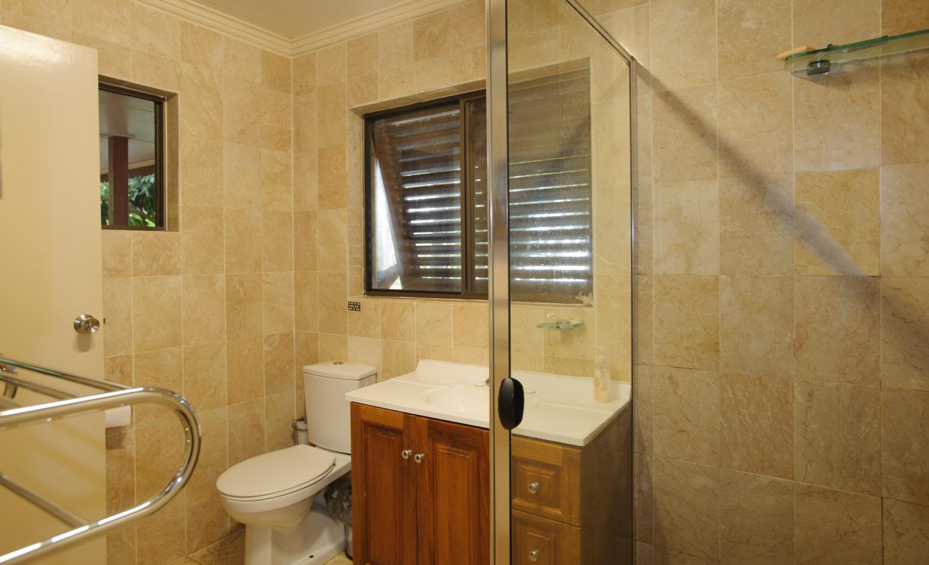 Three-Bedroom House photo 2