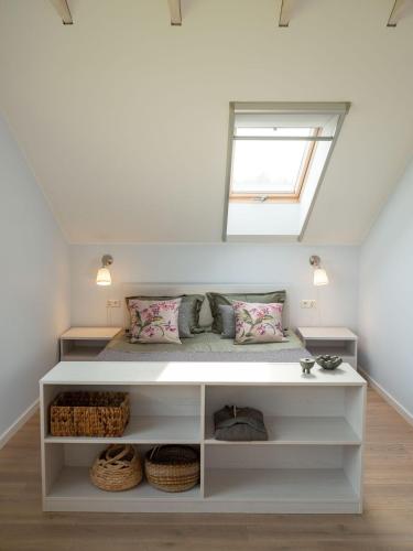 Studio with Garden View - Photo 1