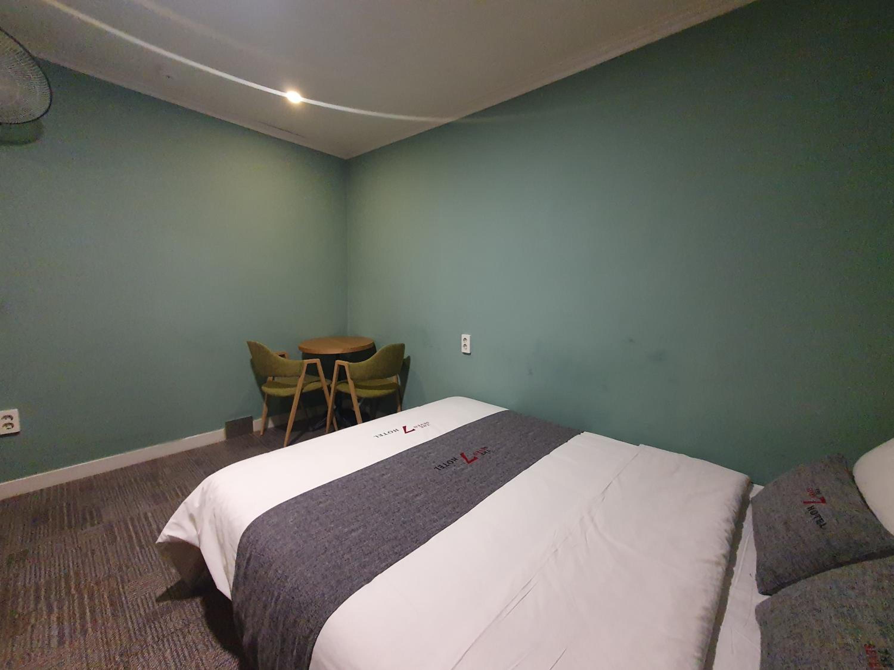 Standard Double Room photo 3
