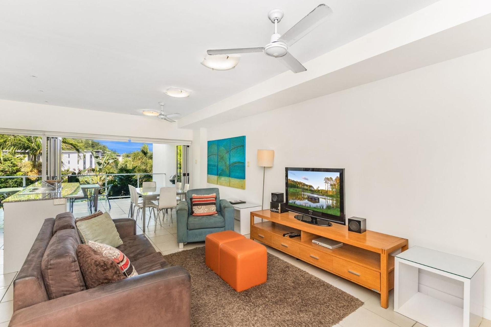 Three-Bedroom Apartment photo 1