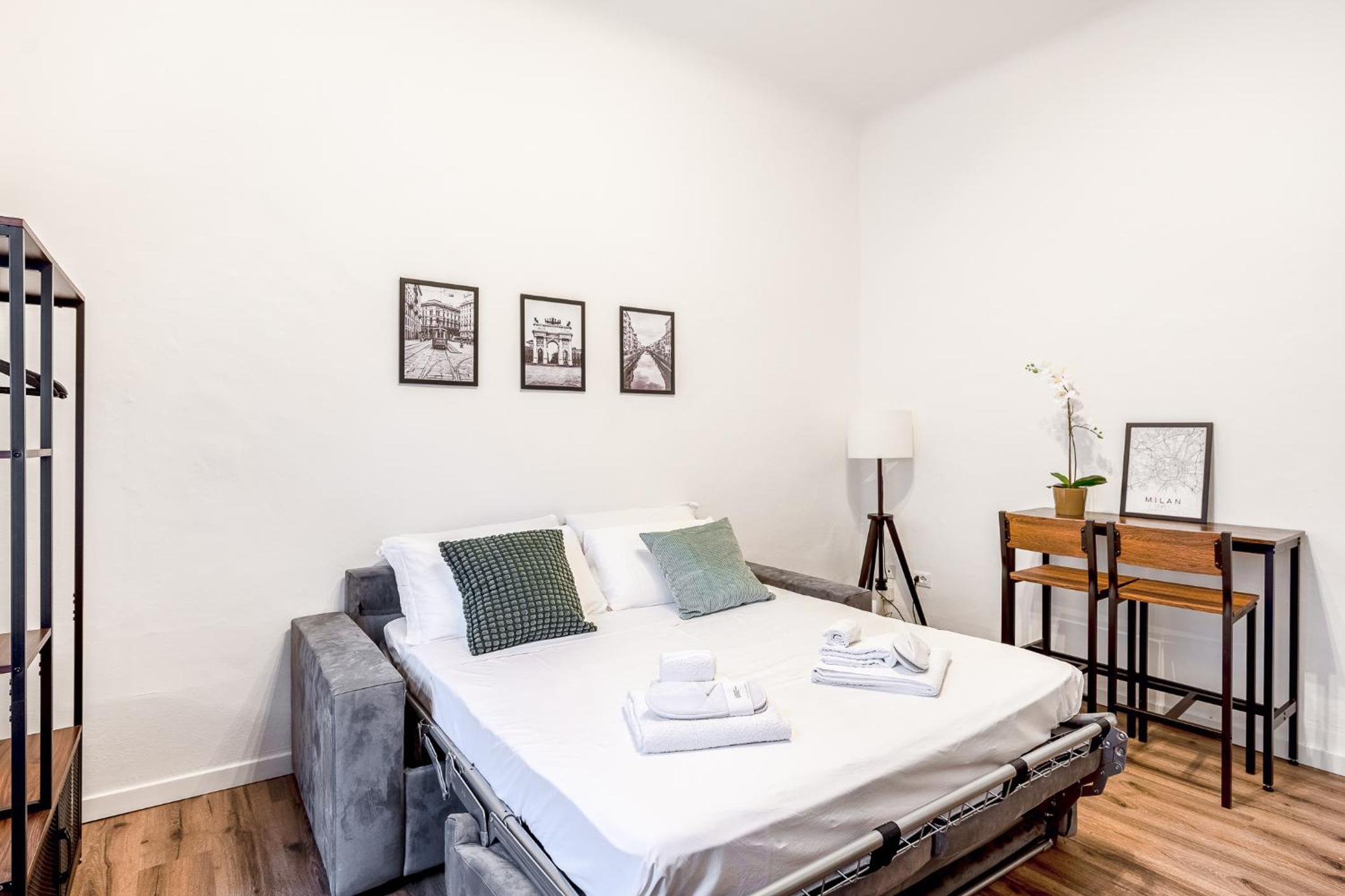 One-Bedroom Apartment