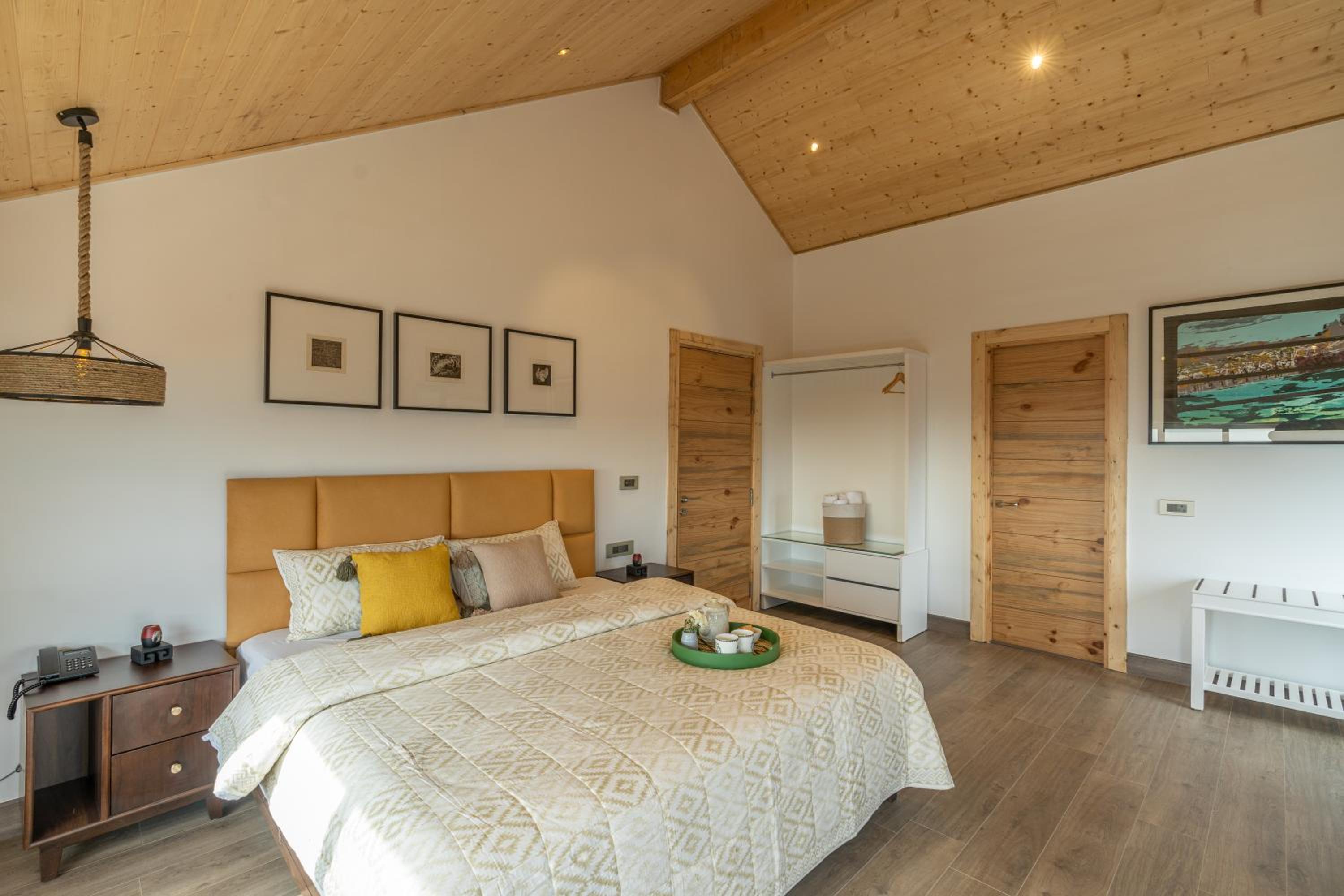 Aurelia 2 Bedroom