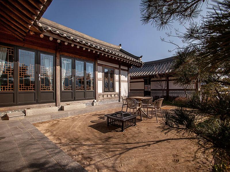 [Bada]Hanok Two-bedroom Premier Suite: Ocean View photo 2