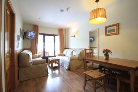 Apartamento de dos habitaciones (4-6 adultos)