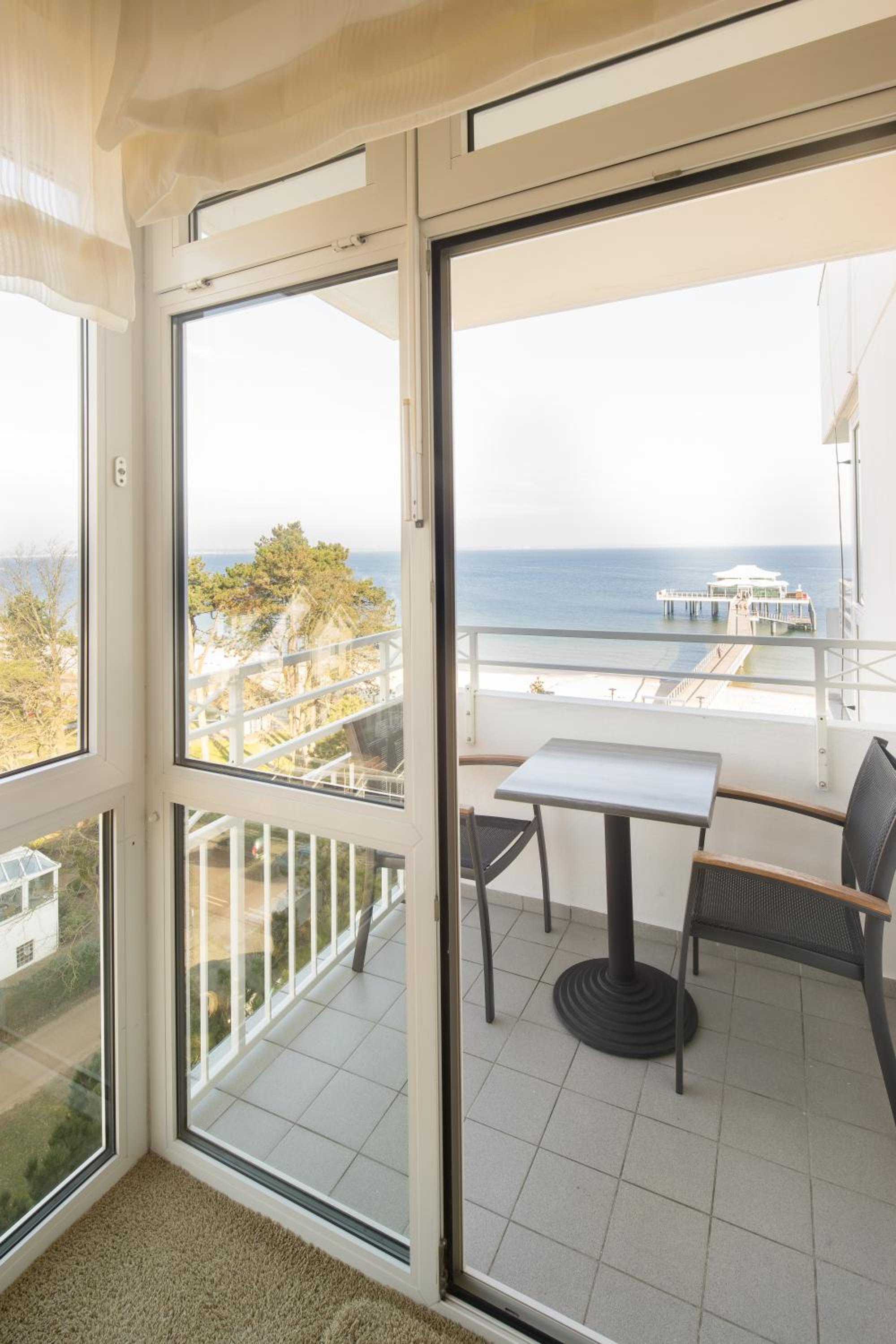 Suite with Sea View photo 2