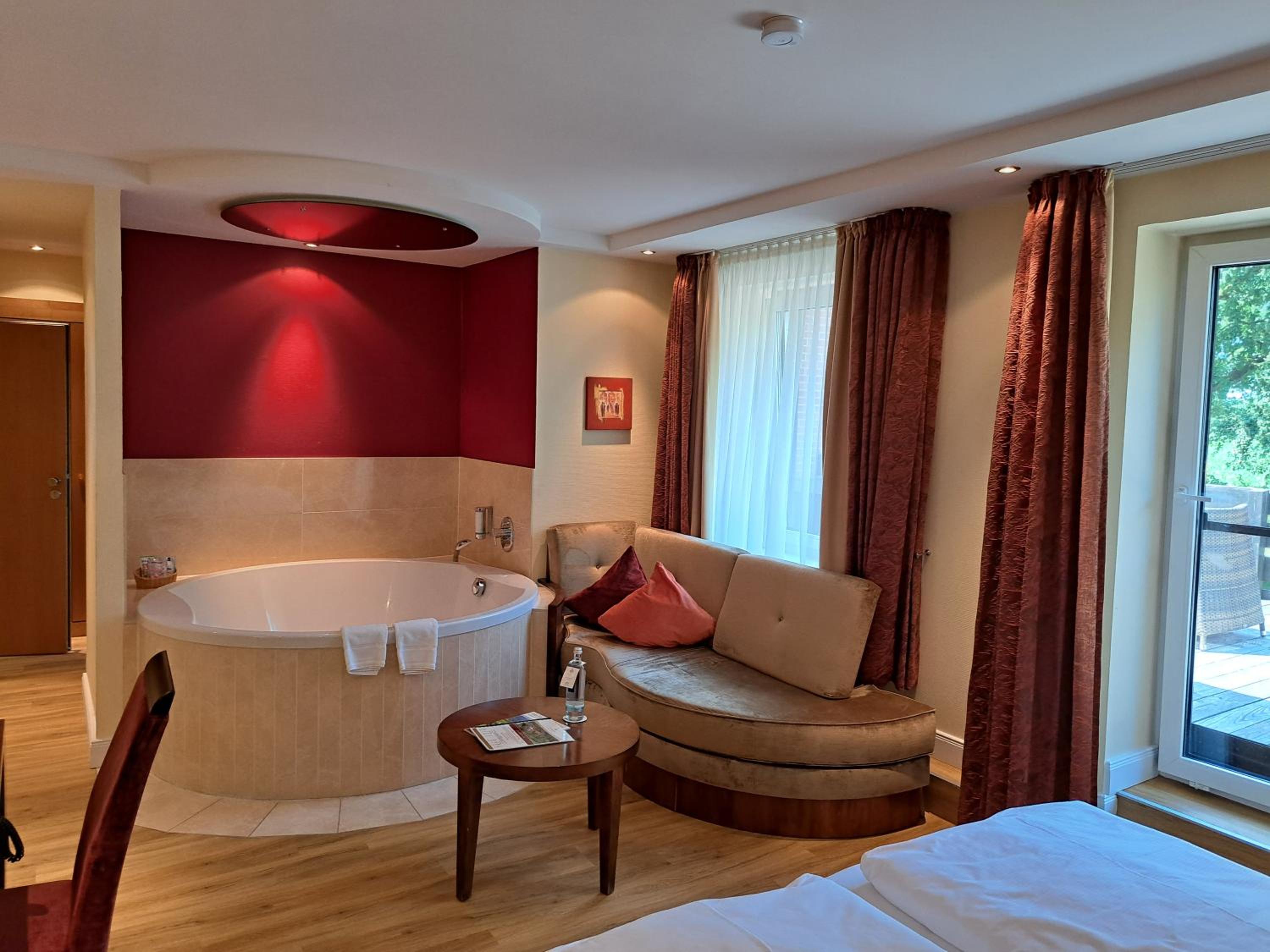 Suite with Terrace - Photo 2