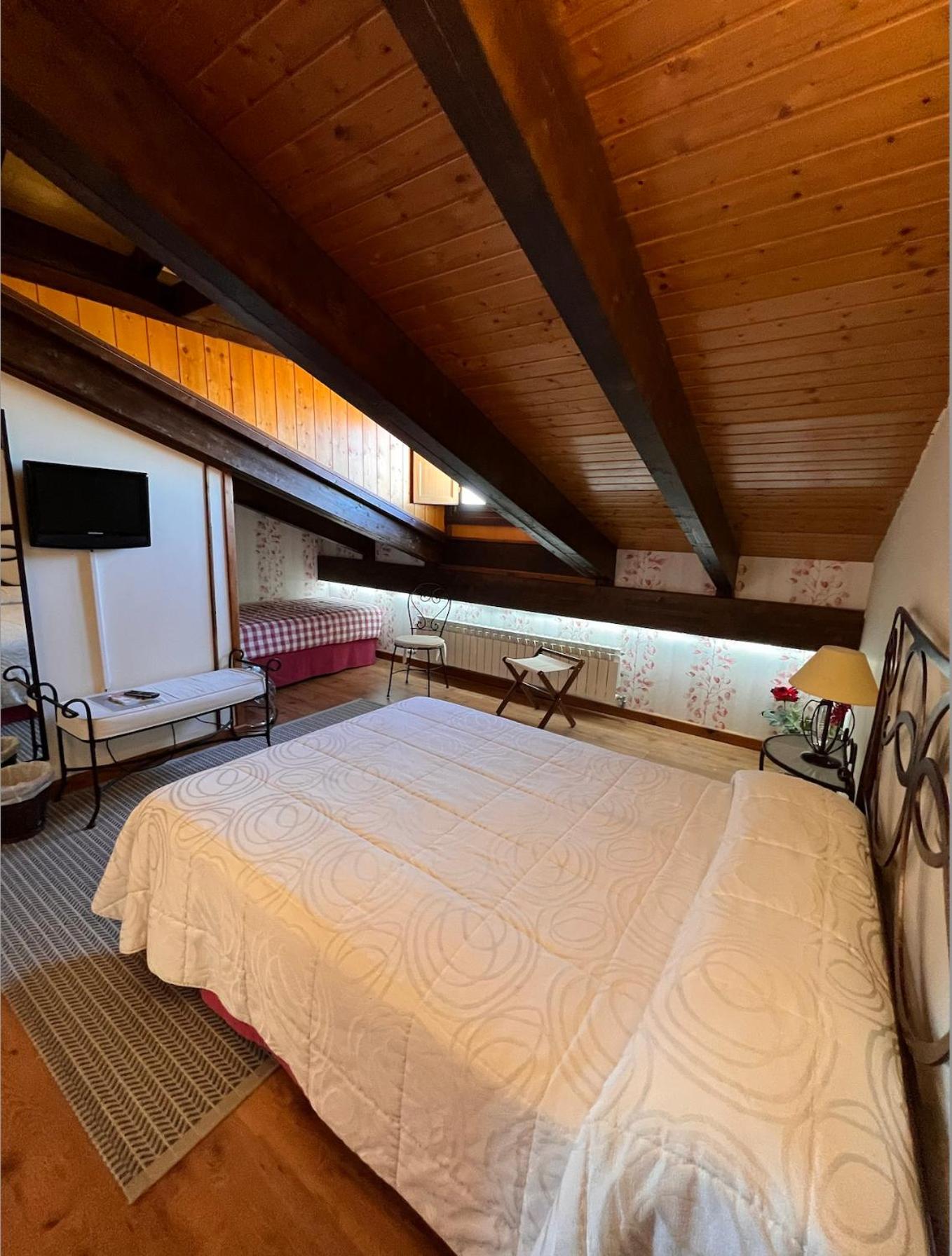 Double or Twin Room photo 2