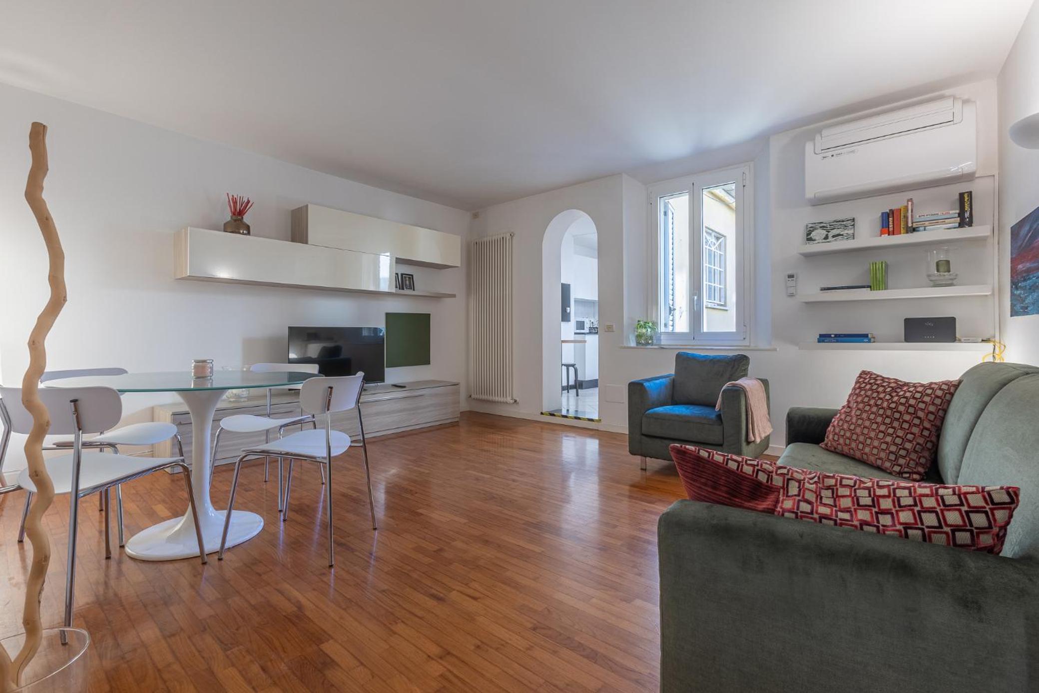 One-Bedroom Apartment