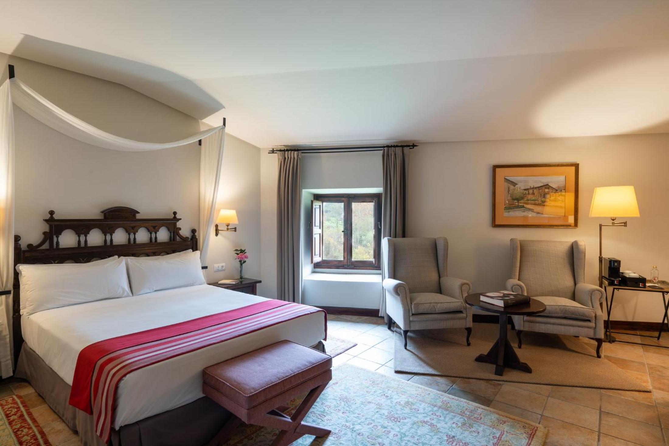 Superior Double Room - Photo 1