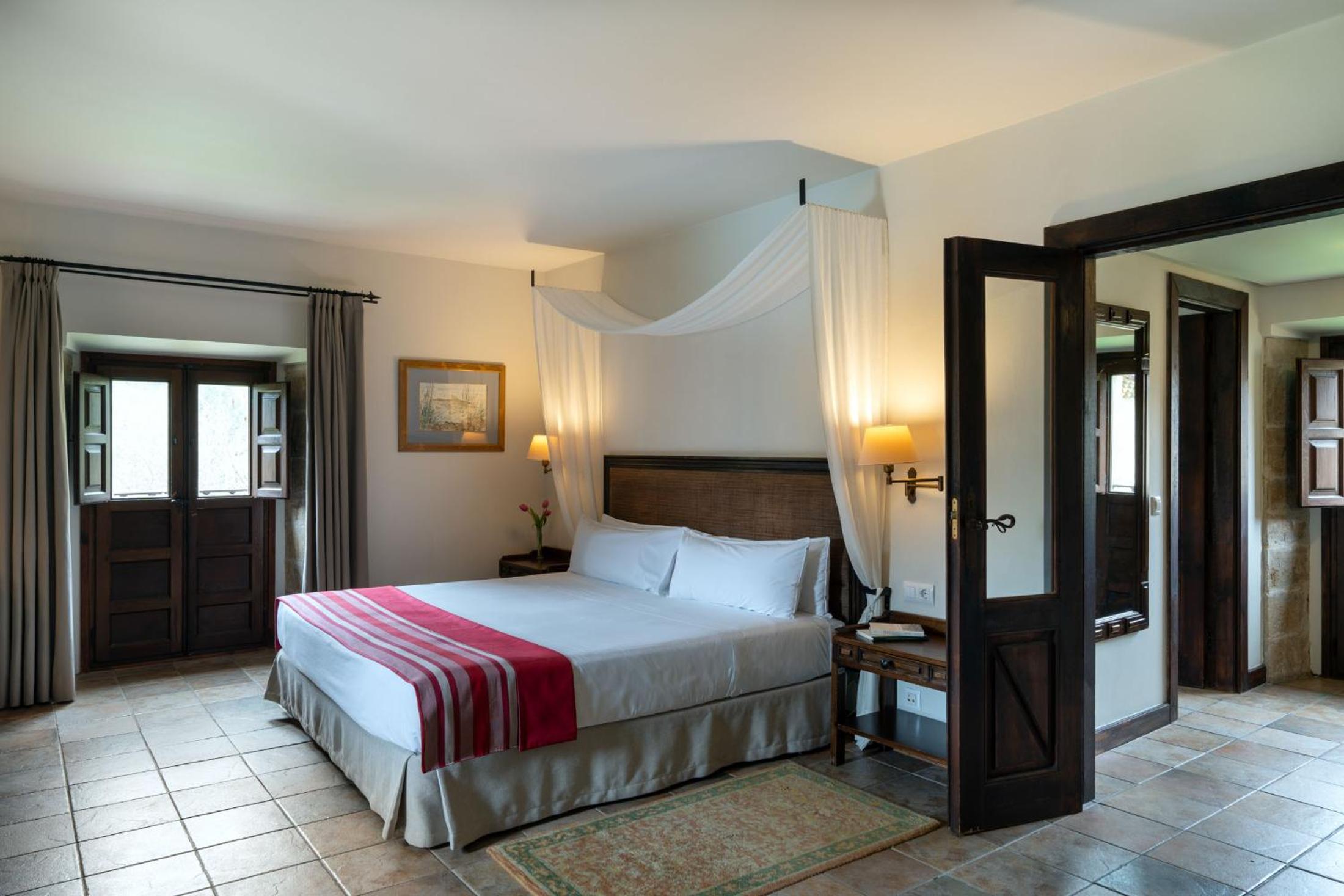 Superior Double Room - Photo 3