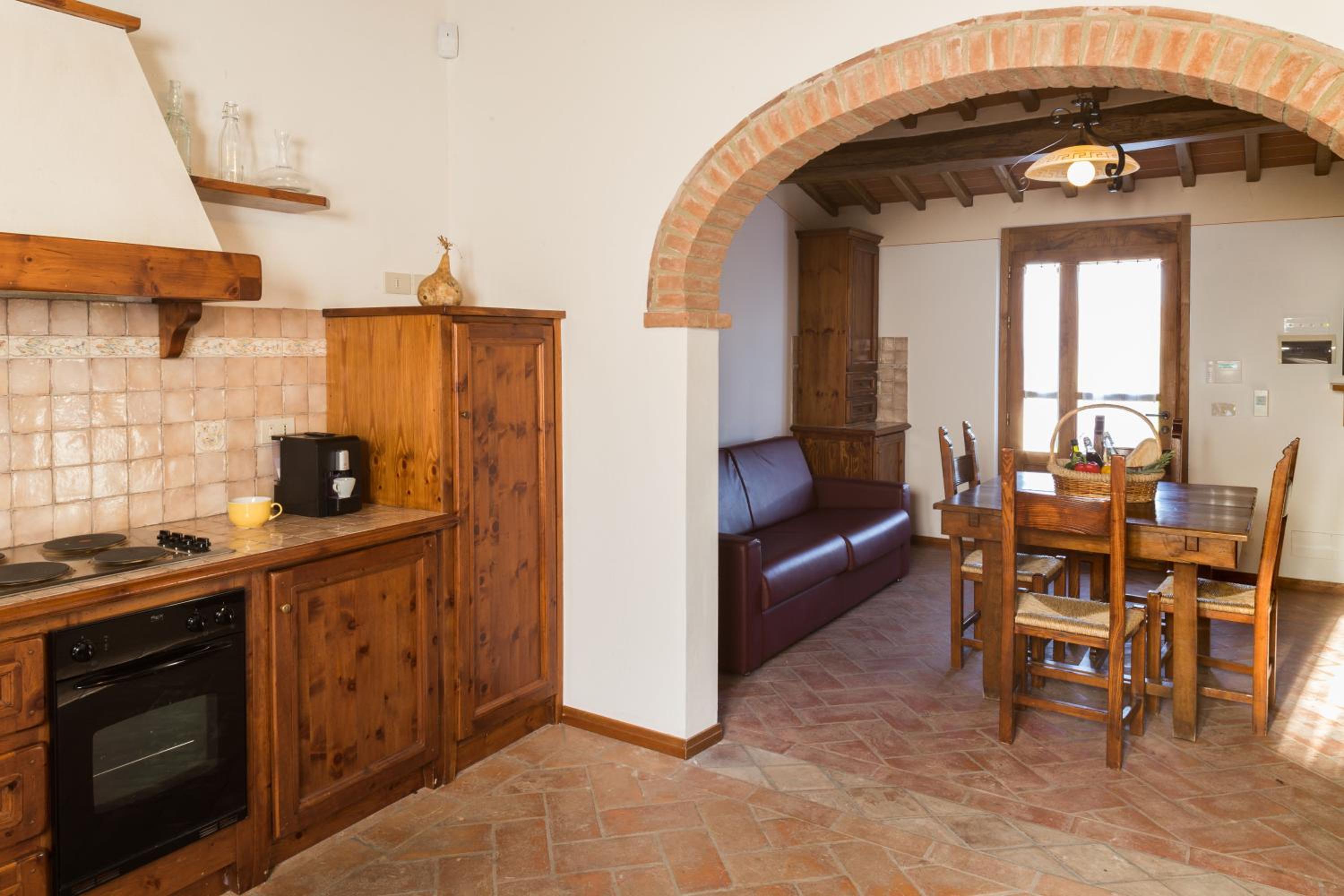 Two-Bedroom Apartment with Pool View photo 3
