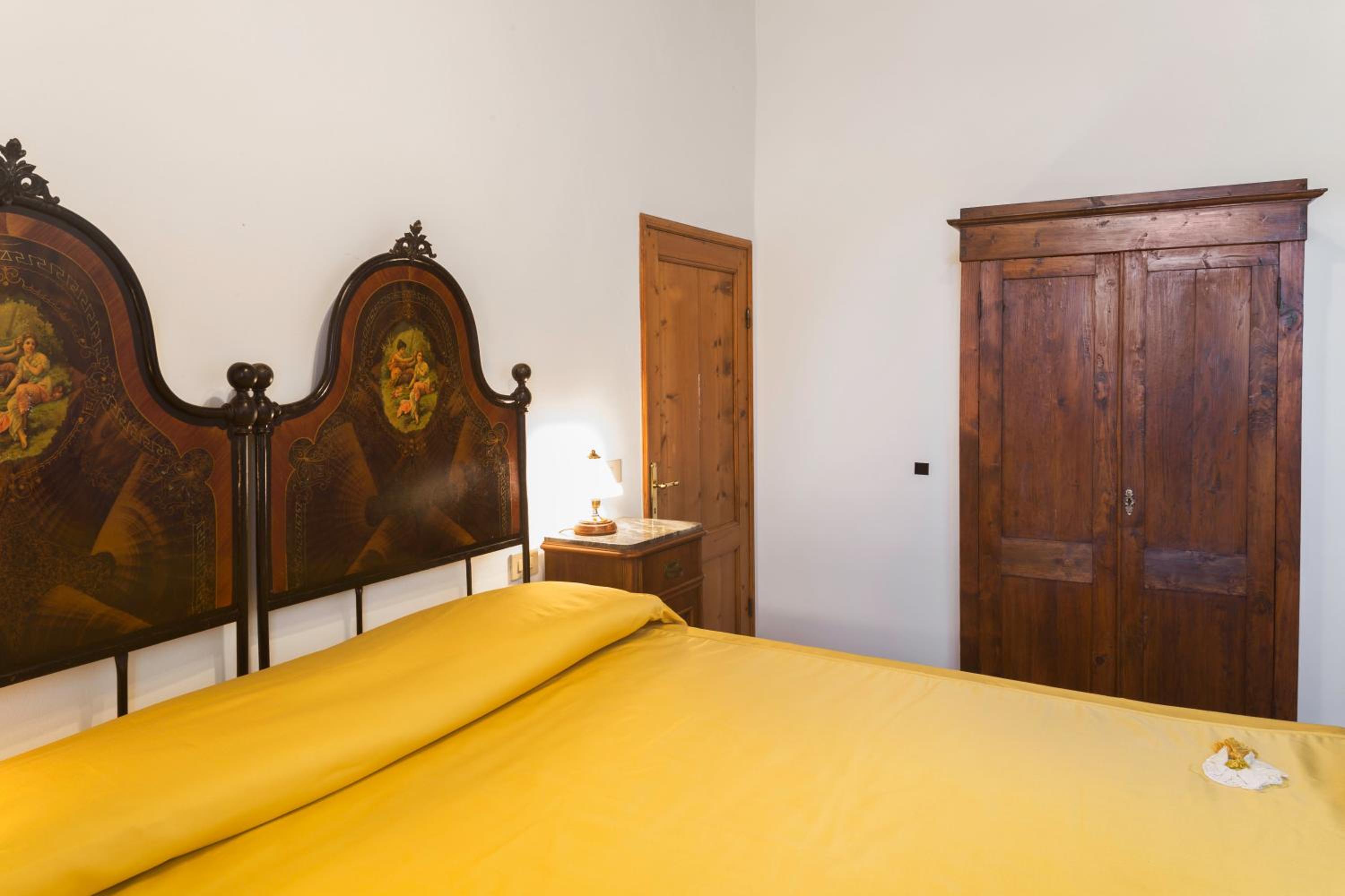 Two-Bedroom Apartment with Garden View photo 1