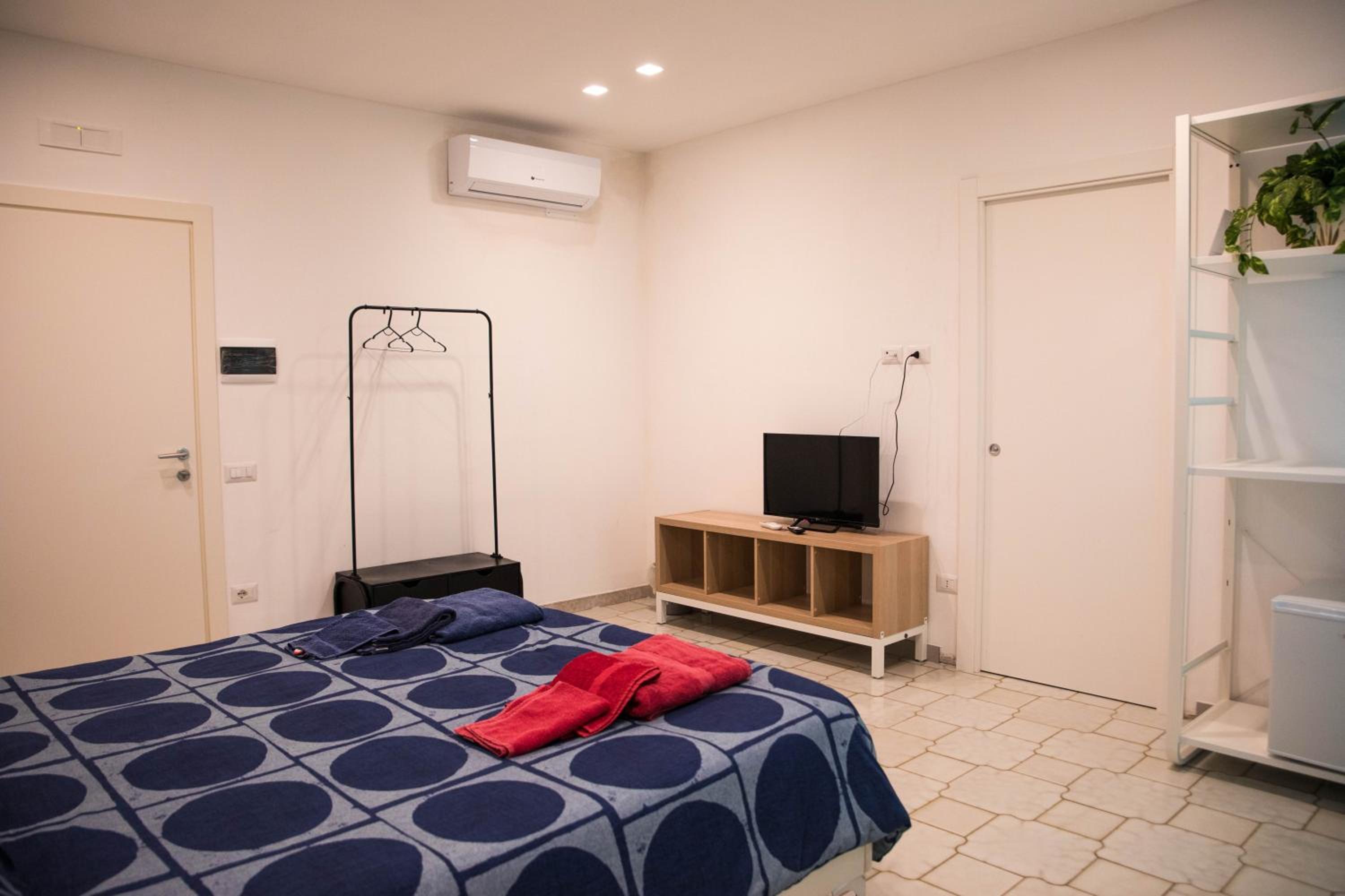 Large Double or Twin Room photo 3