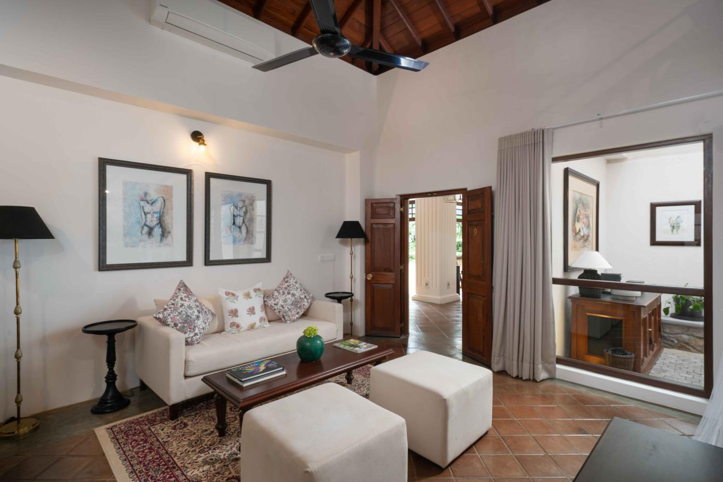 Master Room - Photo 5