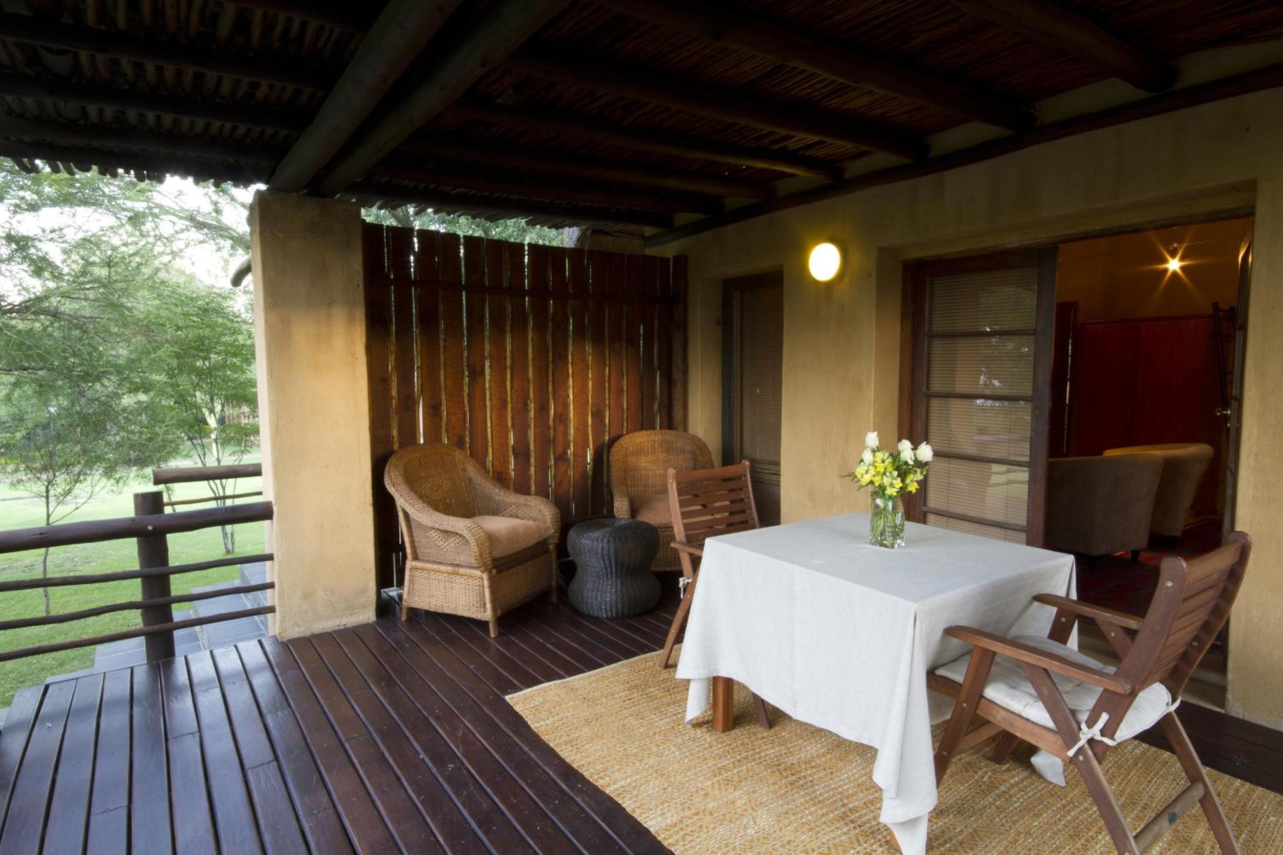 Executive Suite - Photo 3