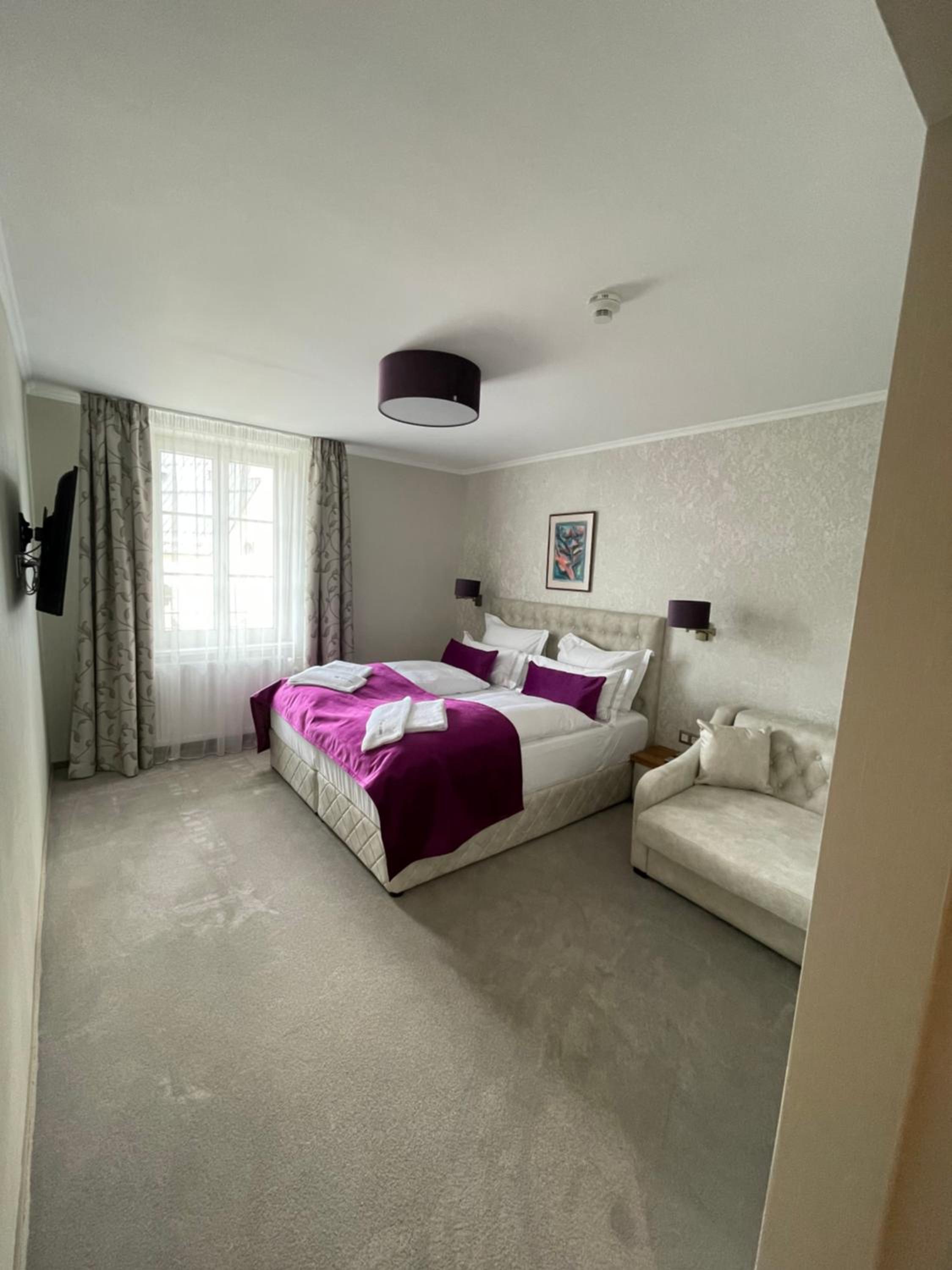 Double Room with Extra Bed - Photo 5