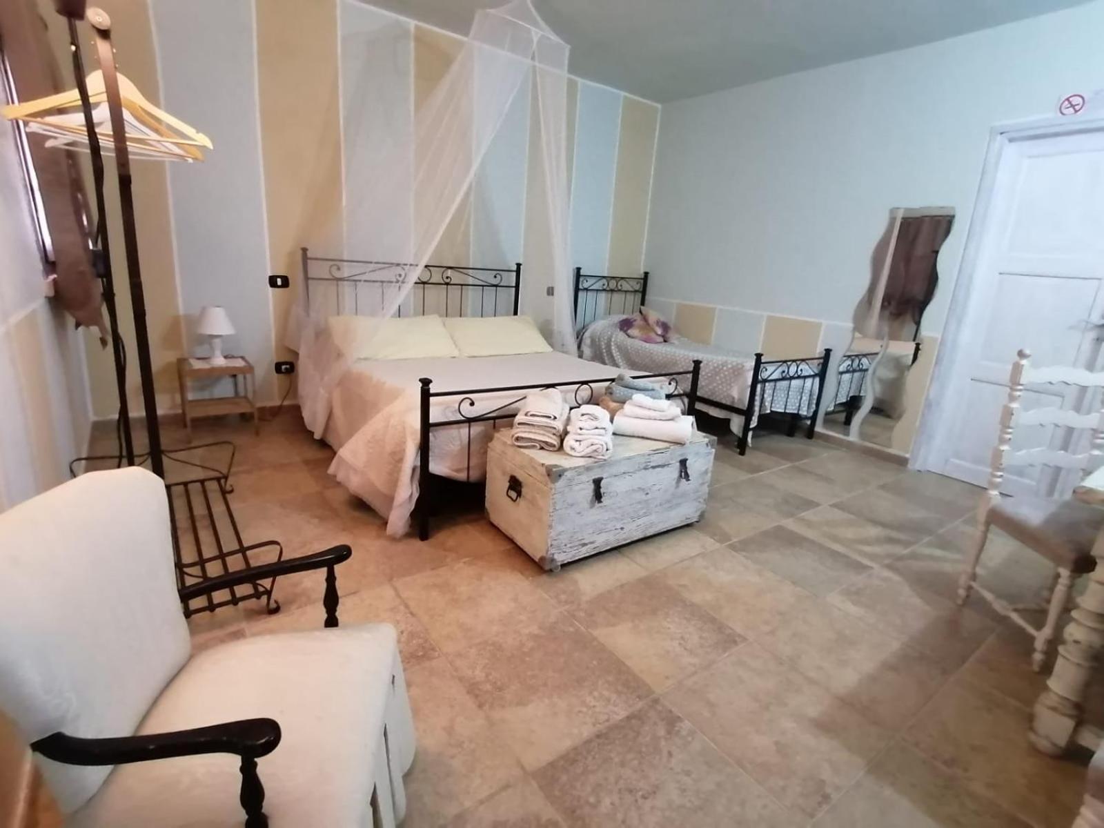 Quadruple Room With Private Bathroom photo 1