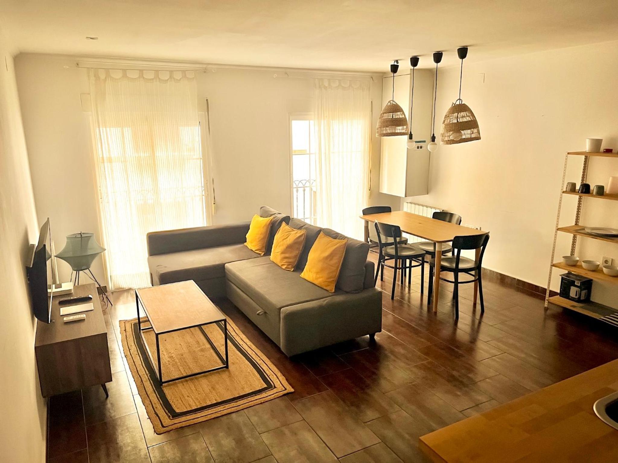 Loft - Photo 1