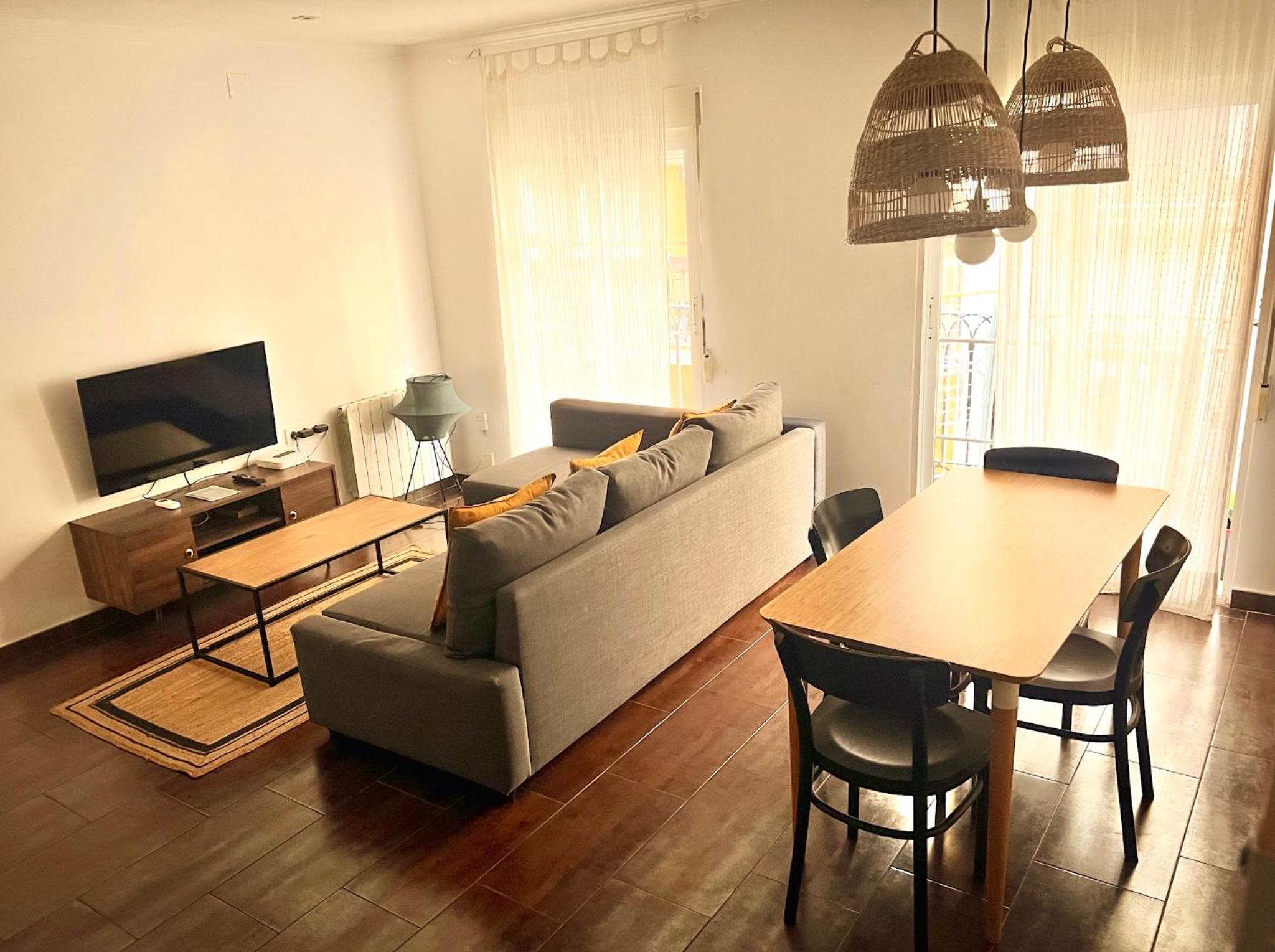 Loft - Photo 2